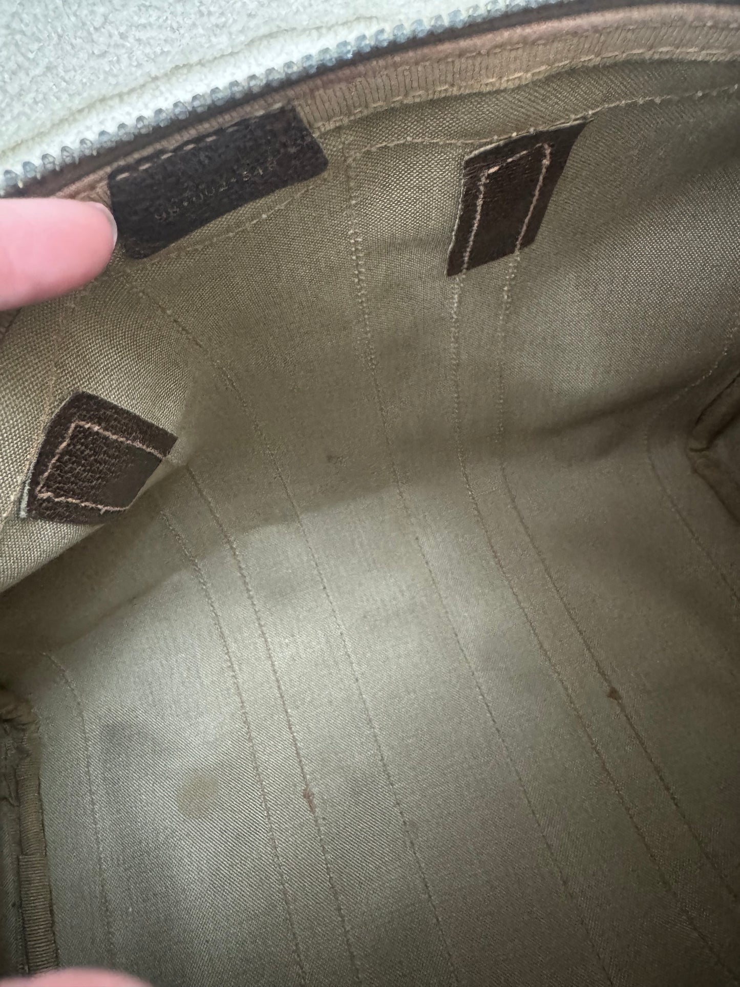 GUCCI - BOSTON Size 33 (Pre-loved)