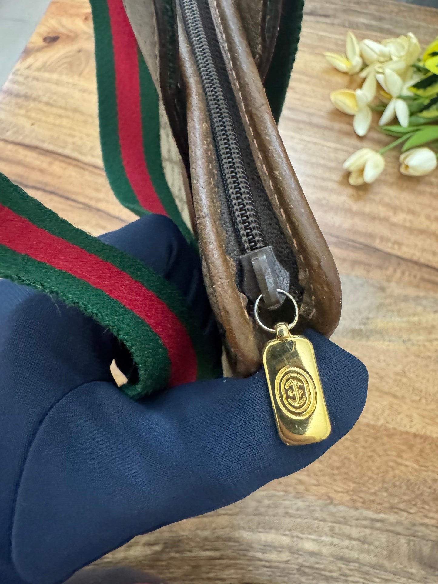 GUCCI - TOTE BAG - (Pre-loved)