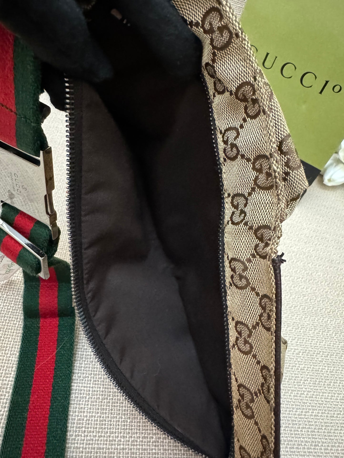 BELT BAG / BODY BAG