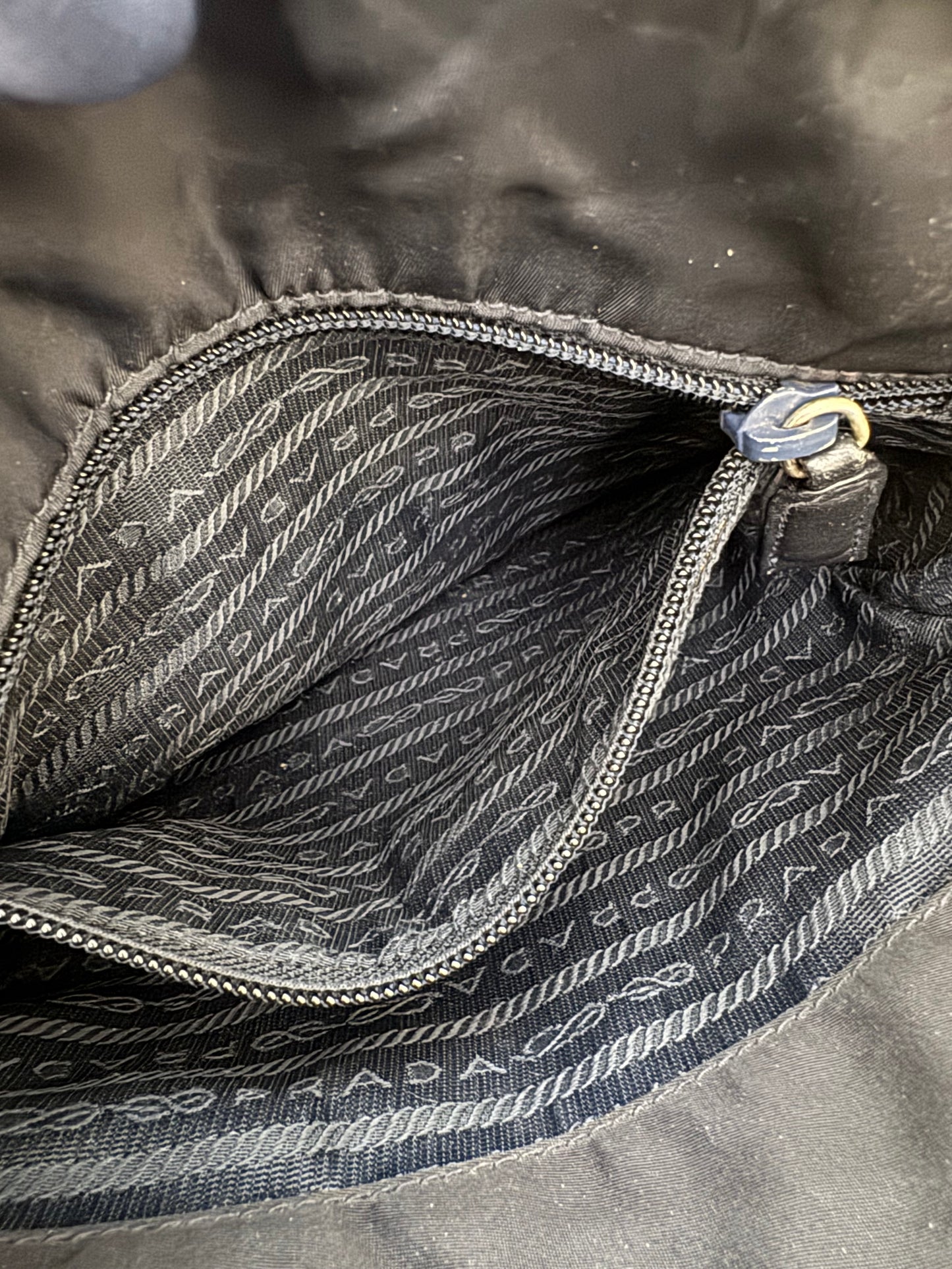 PRADA - SHOULDER BAG NYLON (Pre-loved)