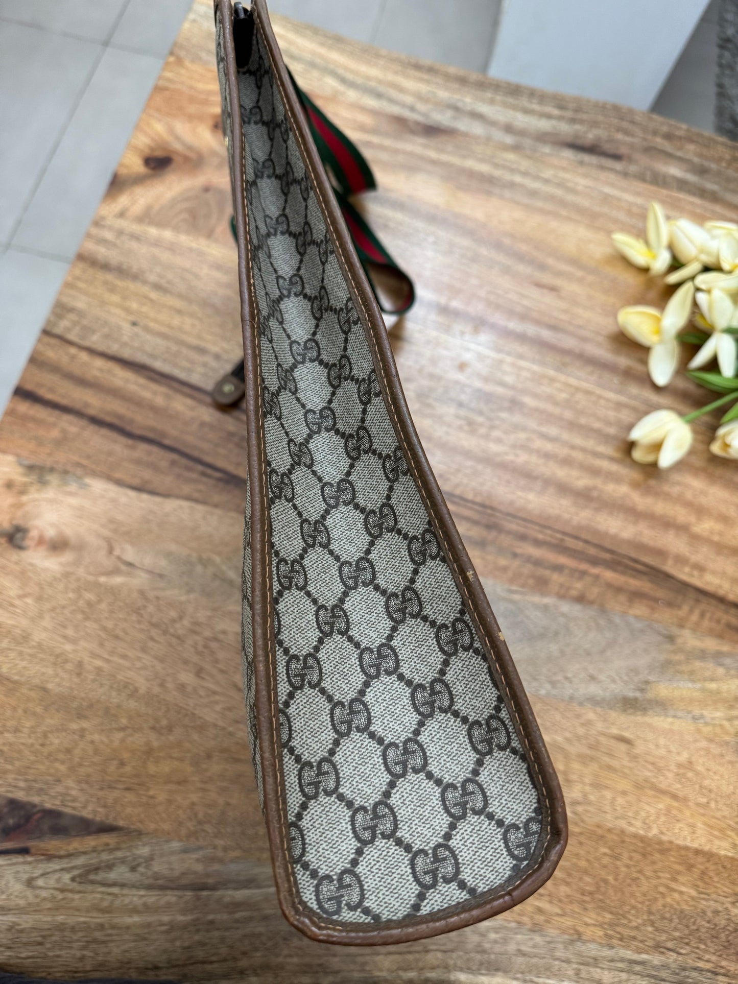 GUCCI - TOTE BAG - (Pre-loved)