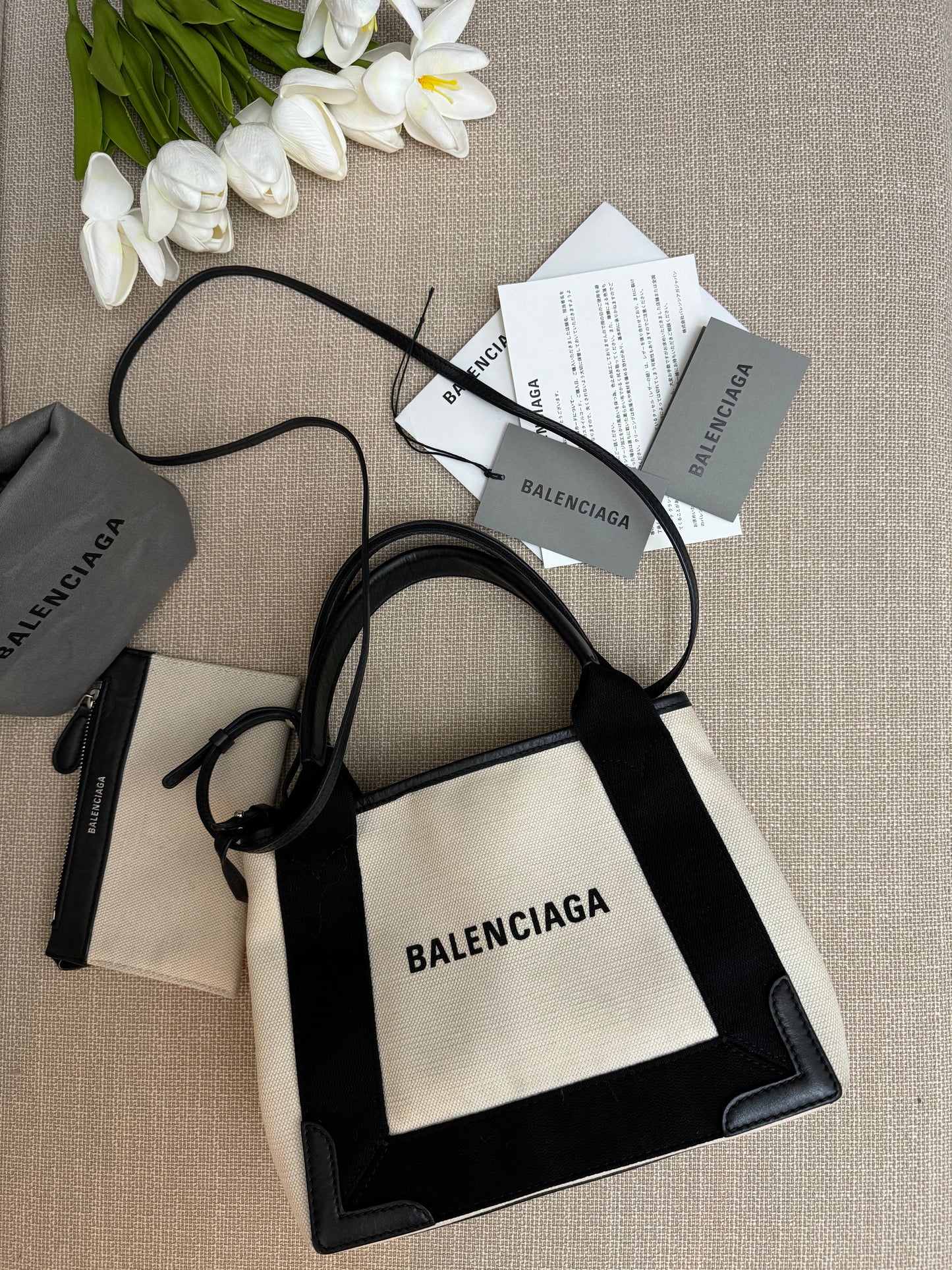 CABAS SLING BAG