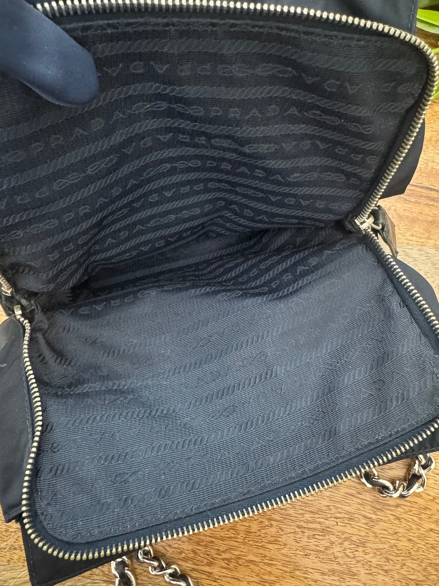 PRADA - SHOULDER BAG NYLON (Pre-loved)