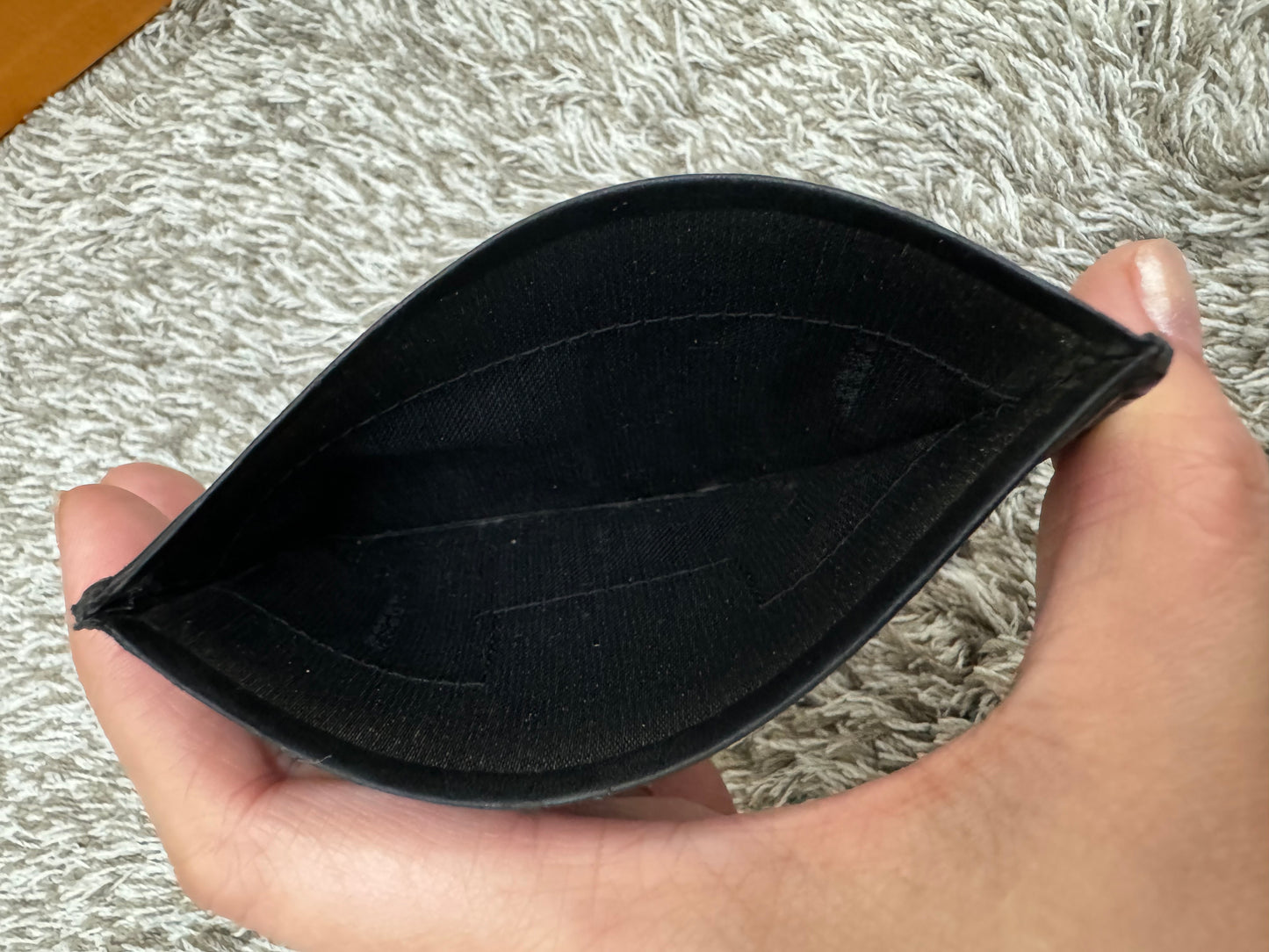 FENDI - CARD HOLDER SLEEVE TYPE - (Pre-loved)