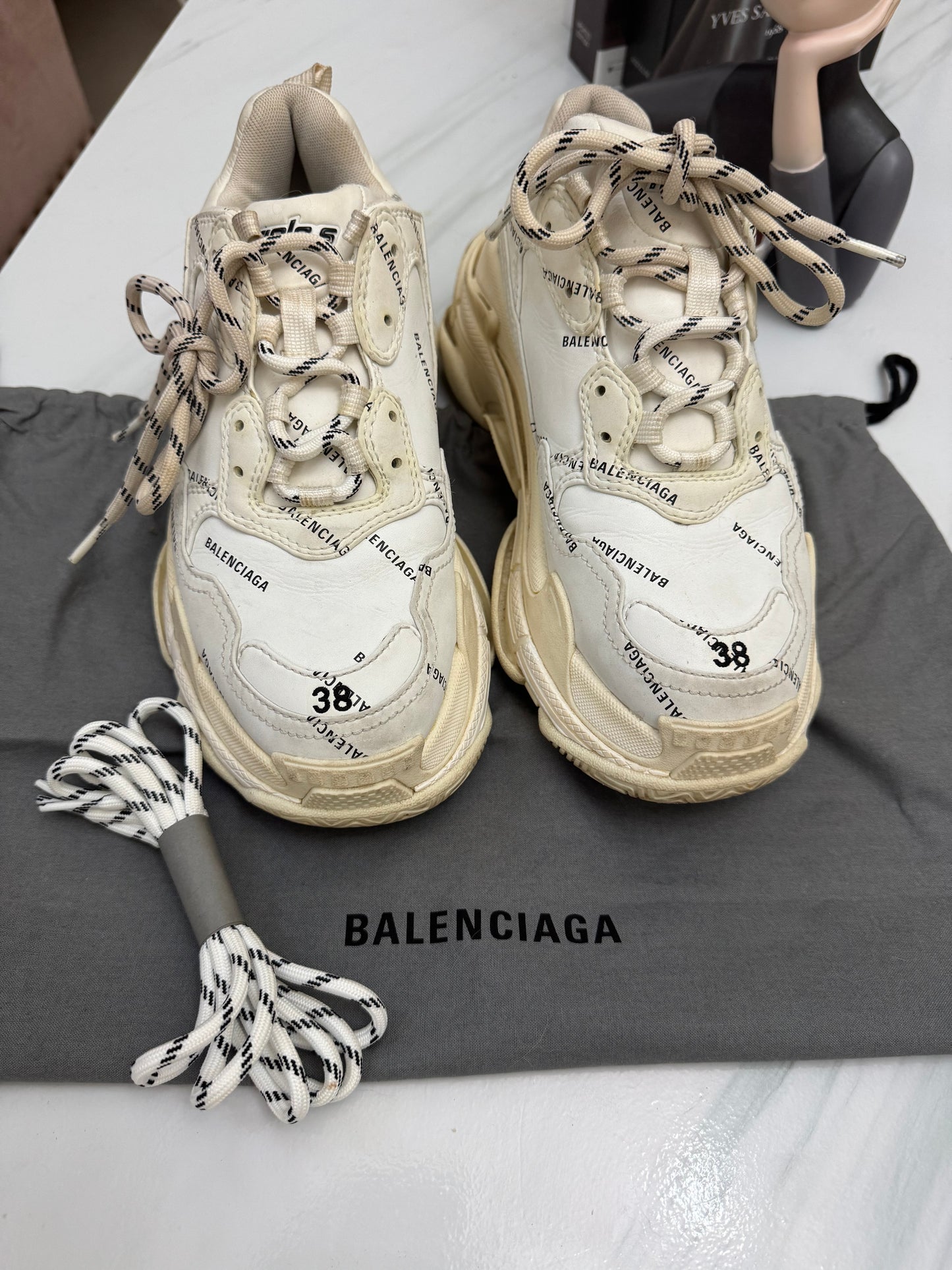 BALENCIAGA TRIPLE S - Womens shoes (Pre-loved)