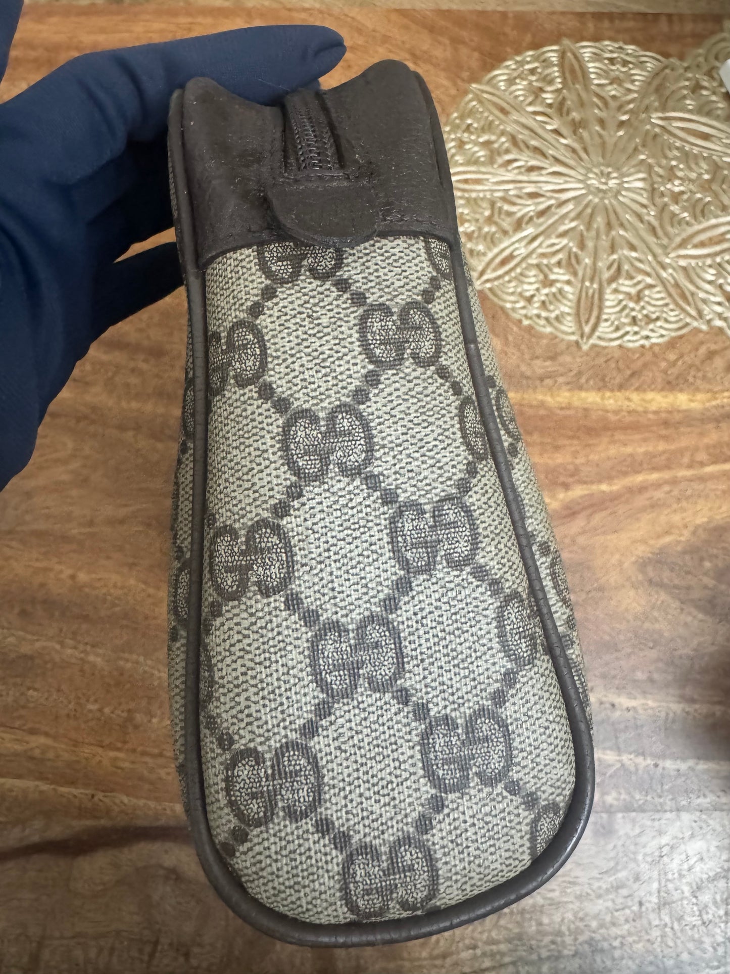 GUCCI - OPHIDIA POUCH / CLUTCH - (Pre-loved)