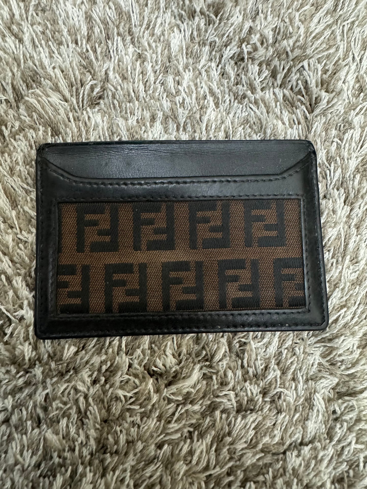 FENDI - CARD HOLDER SLEEVE TYPE - (Pre-loved)