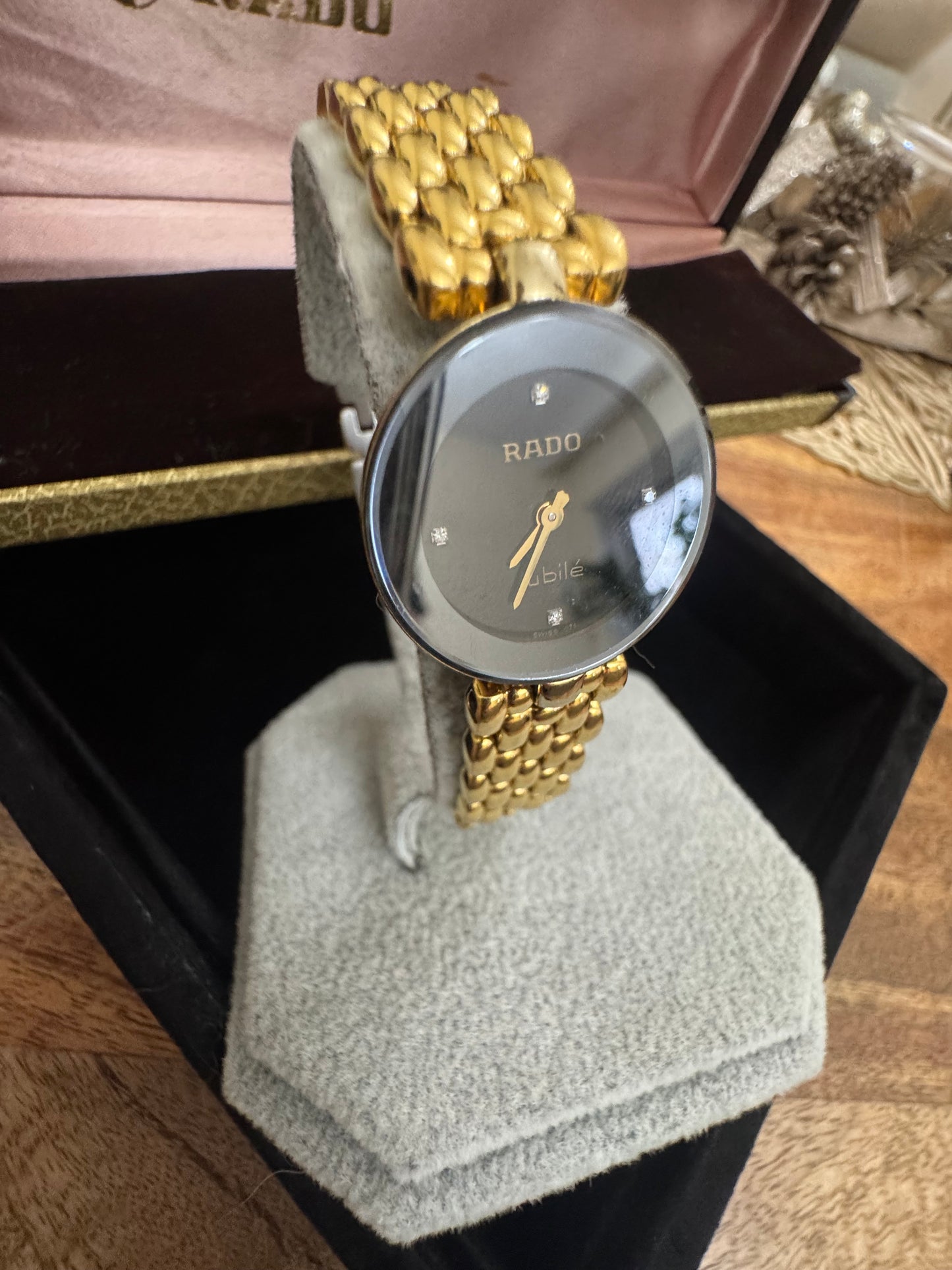 RADO WATCH - JUBILEE SAPPHIRE CRYSTAL + DIA (Pre-loved)