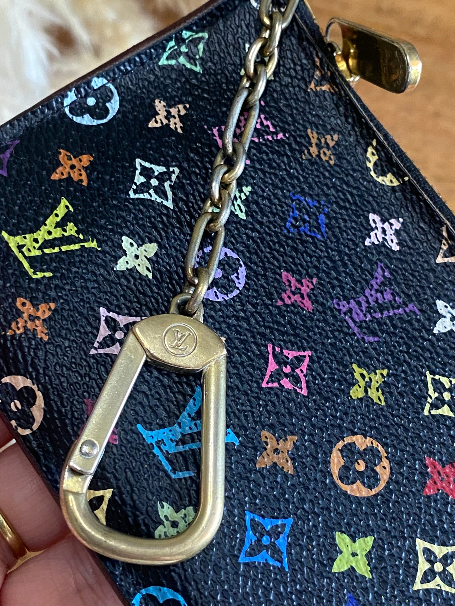 LOUIS VUITTON - MULTICOLOR CLES - (Pre-loved)