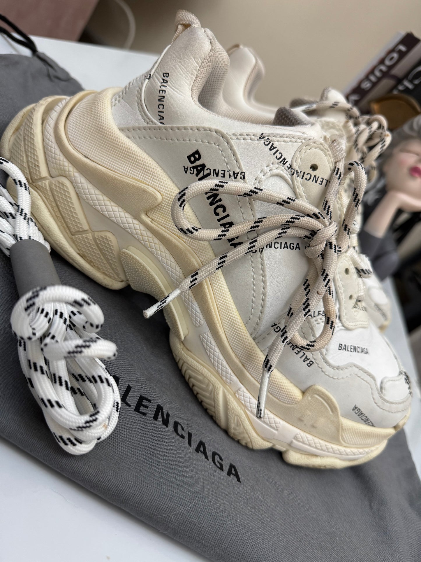 BALENCIAGA TRIPLE S - Womens shoes (Pre-loved)