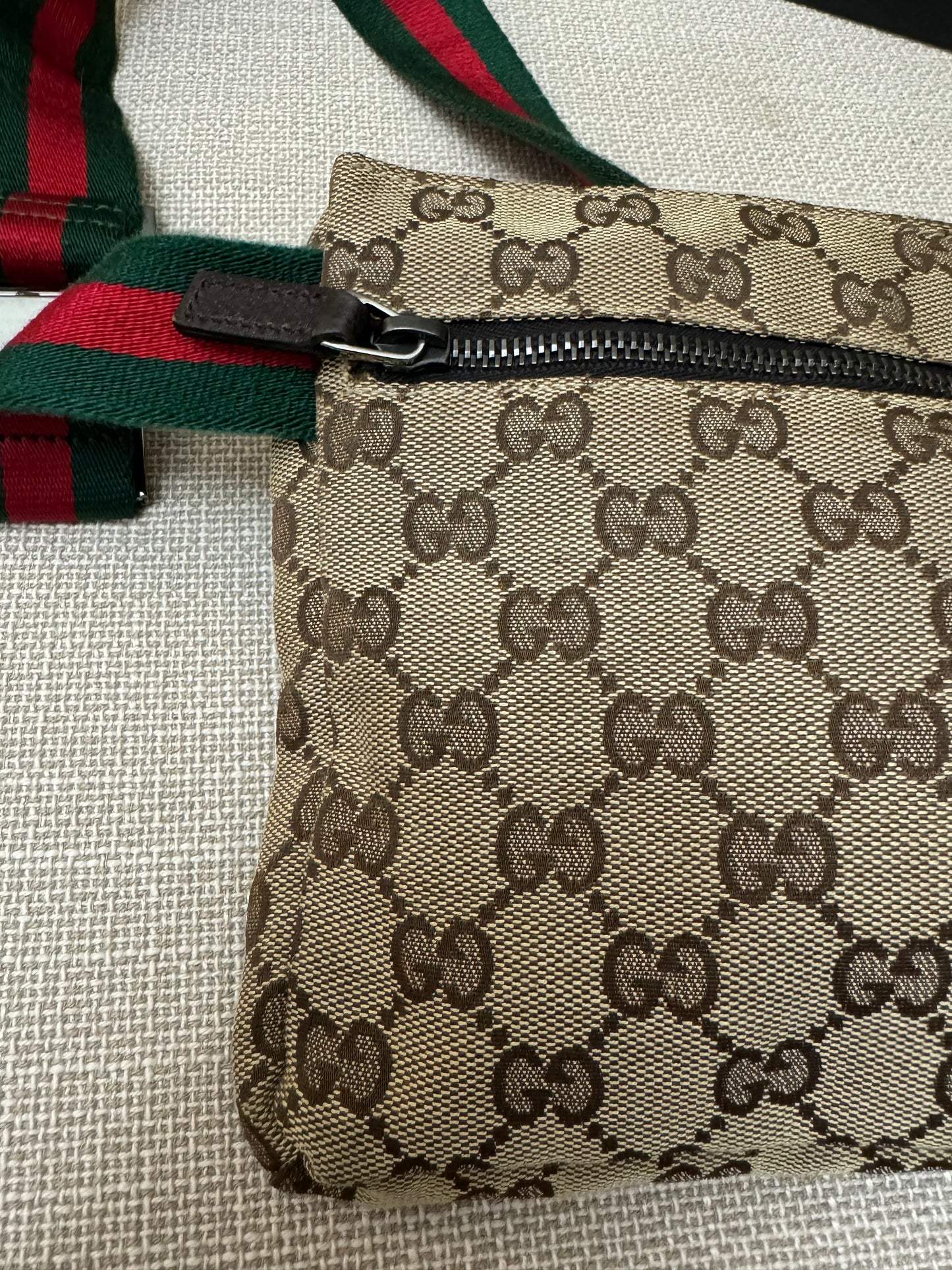 BELT BAG / BODY BAG