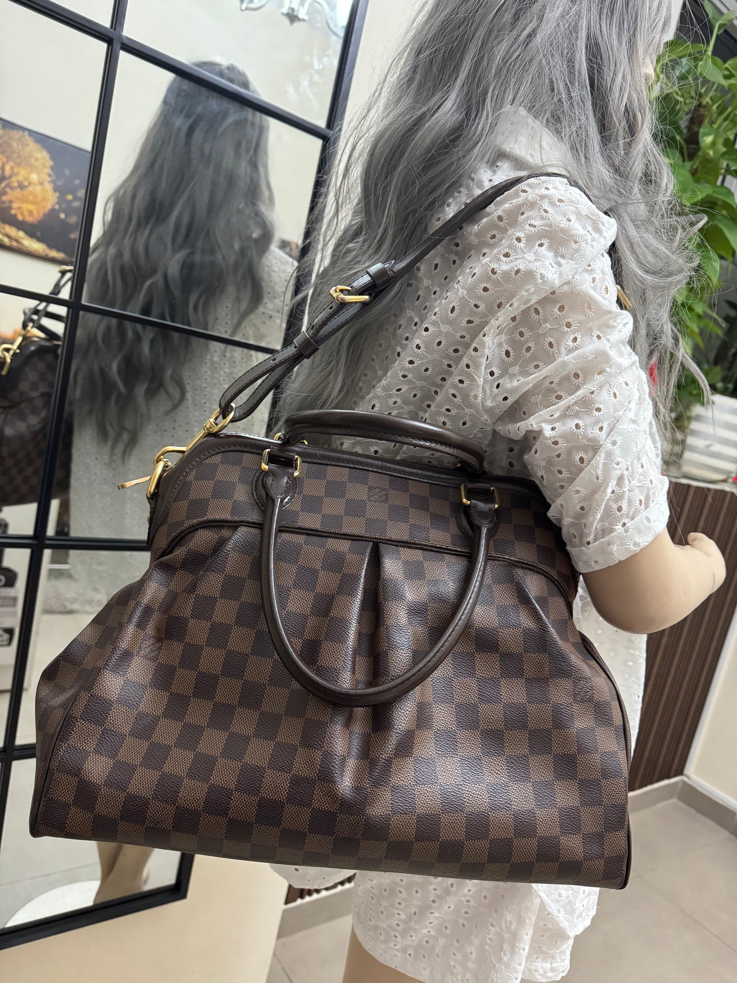 LOUIS VUITTON - TREVI GM (Pre-loved)