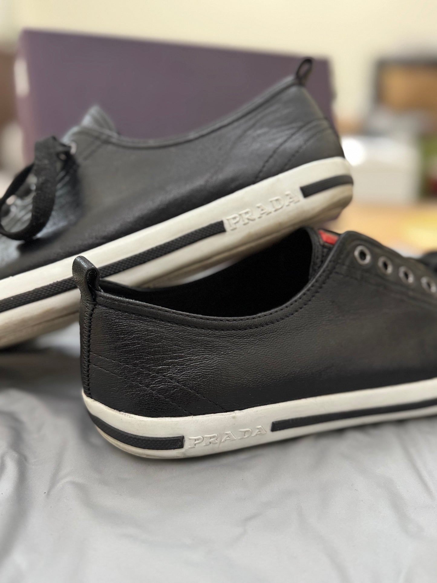 PRADA SHOES - Soft leather low cut sneakers (Pre-loved)
