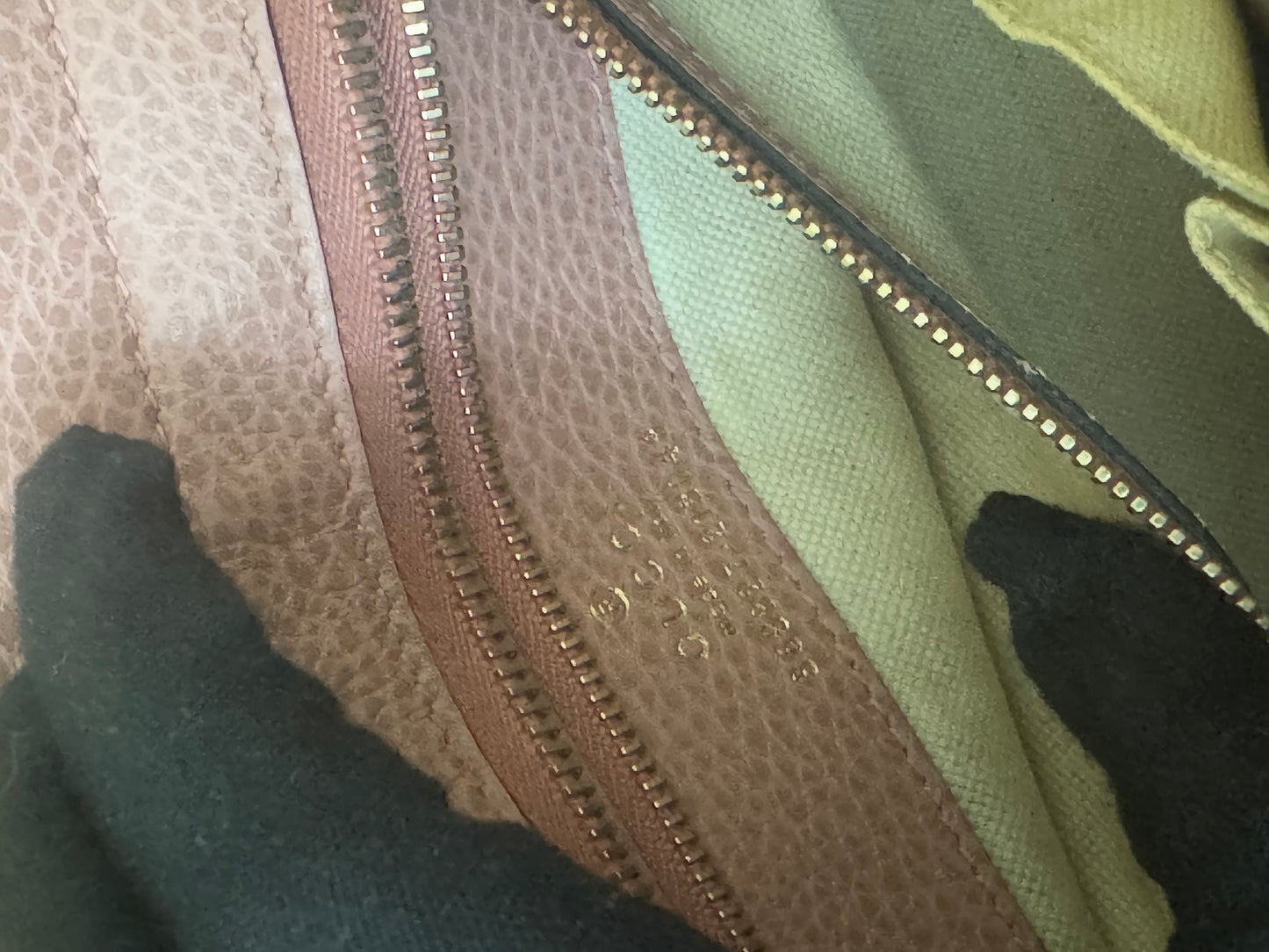 GUCCI - SWAY SLING BAG, 2 way - (Pre-loved)