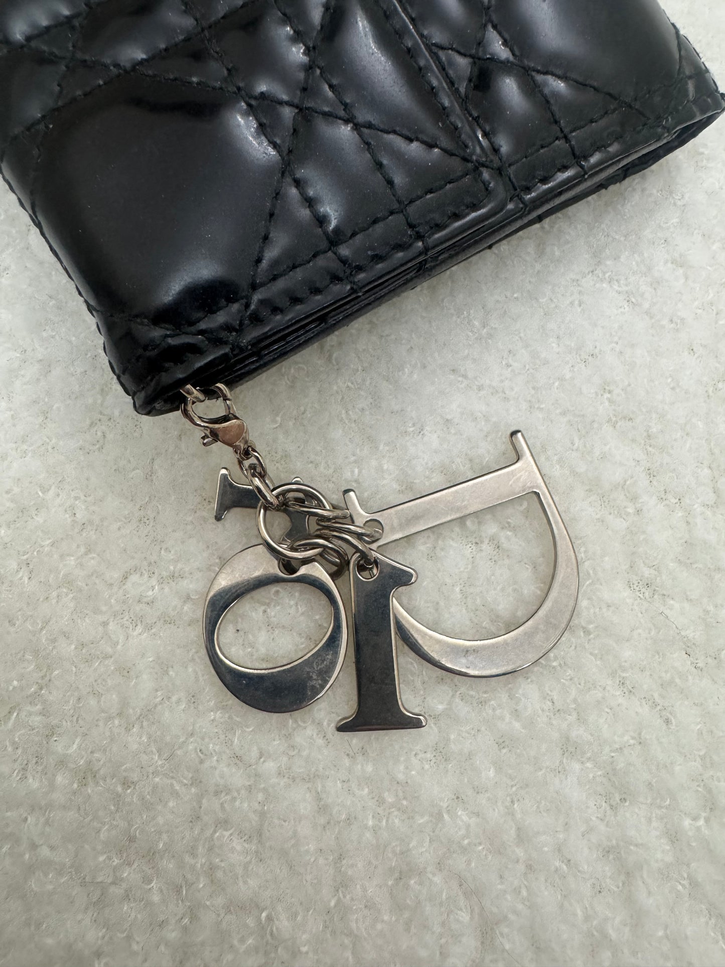CHRISTIAN DIOR - SHORT WALLET - (Pre-loved)