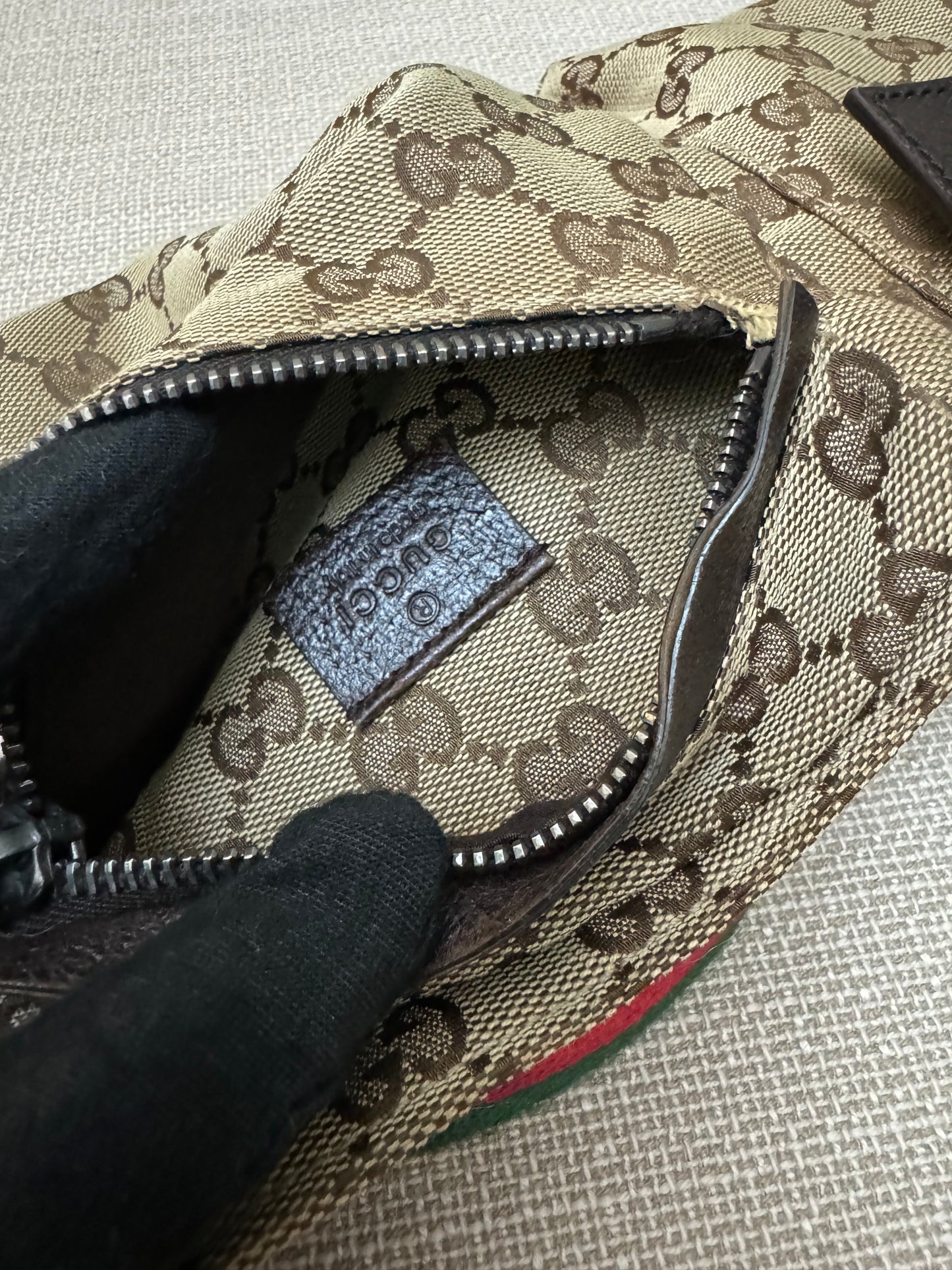 BELT BAG / BODY BAG