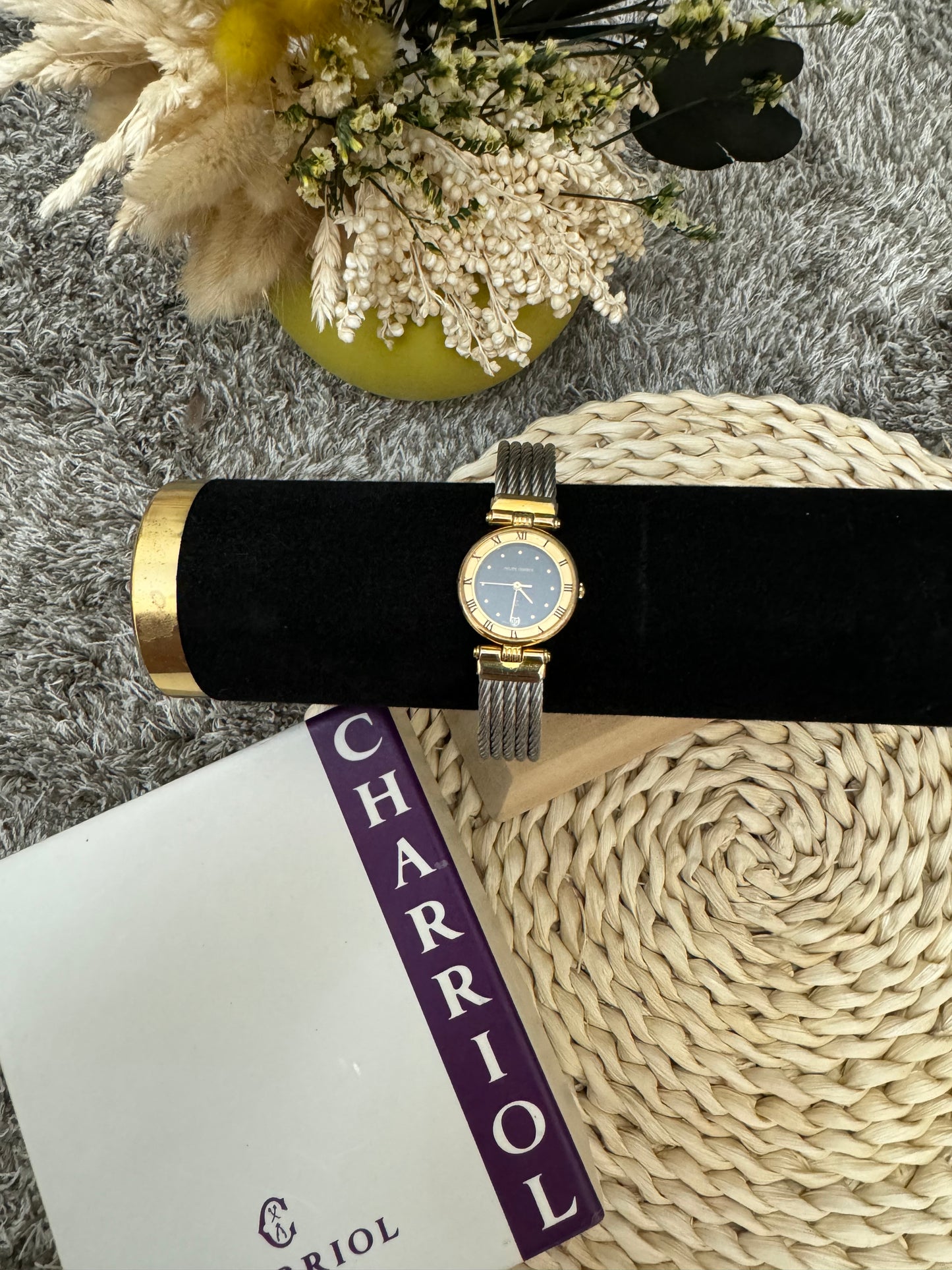 BANGLE TYPE LADIES WATCH
