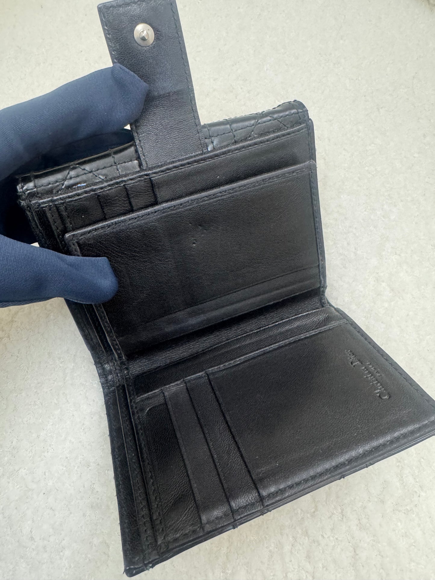 CHRISTIAN DIOR - SHORT WALLET - (Pre-loved)