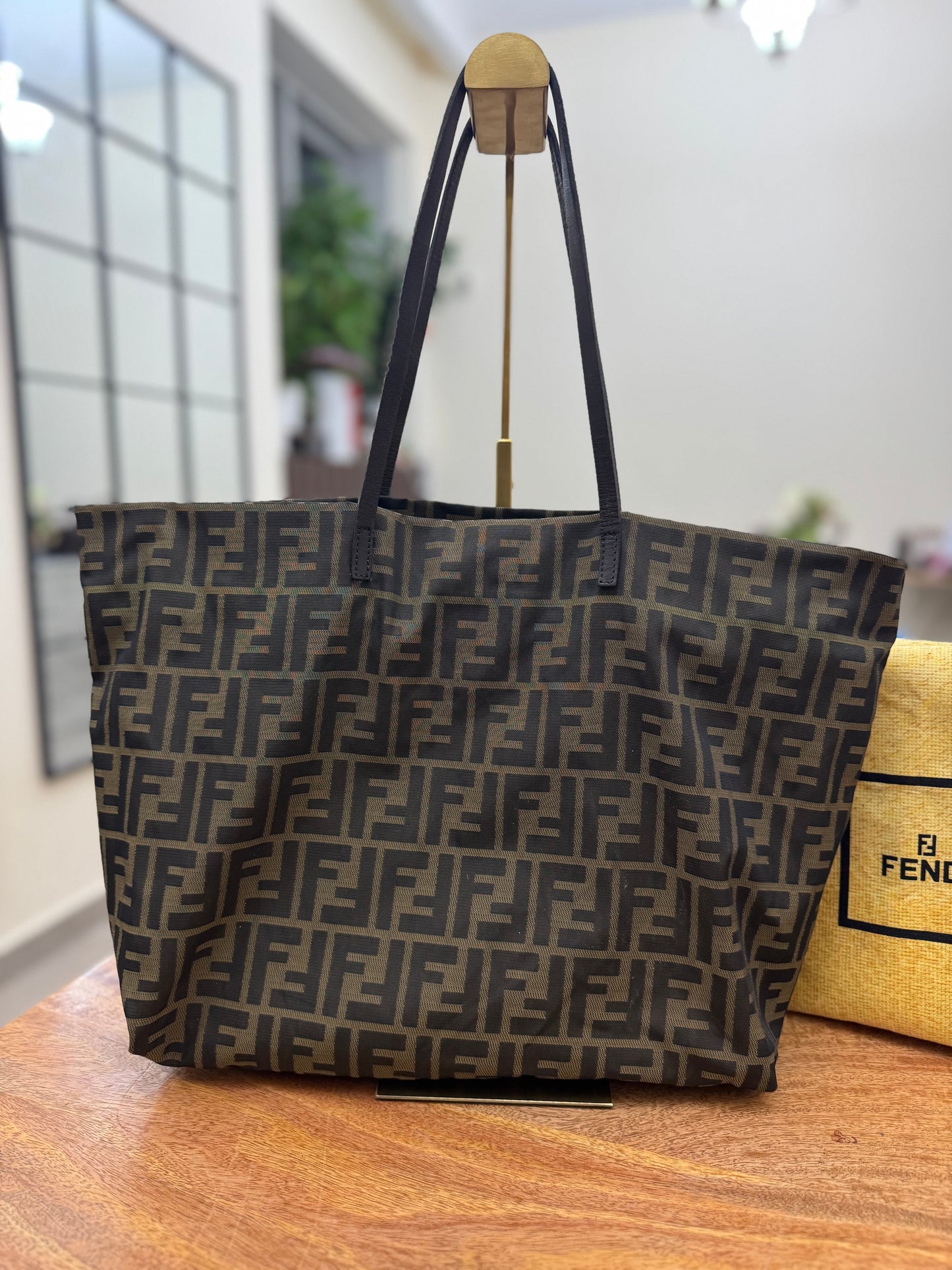FENDI ZUCCA - TOTE BAG (Medium, Pre-loved)