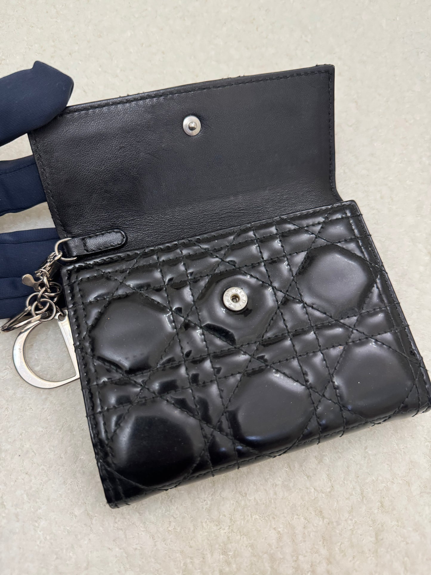CHRISTIAN DIOR - SHORT WALLET - (Pre-loved)