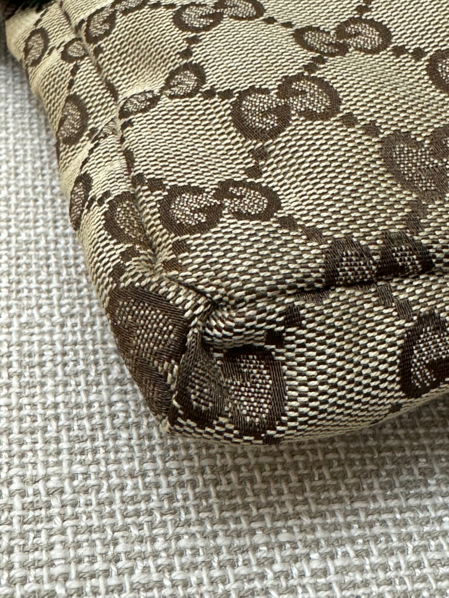 BELT BAG / BODY BAG