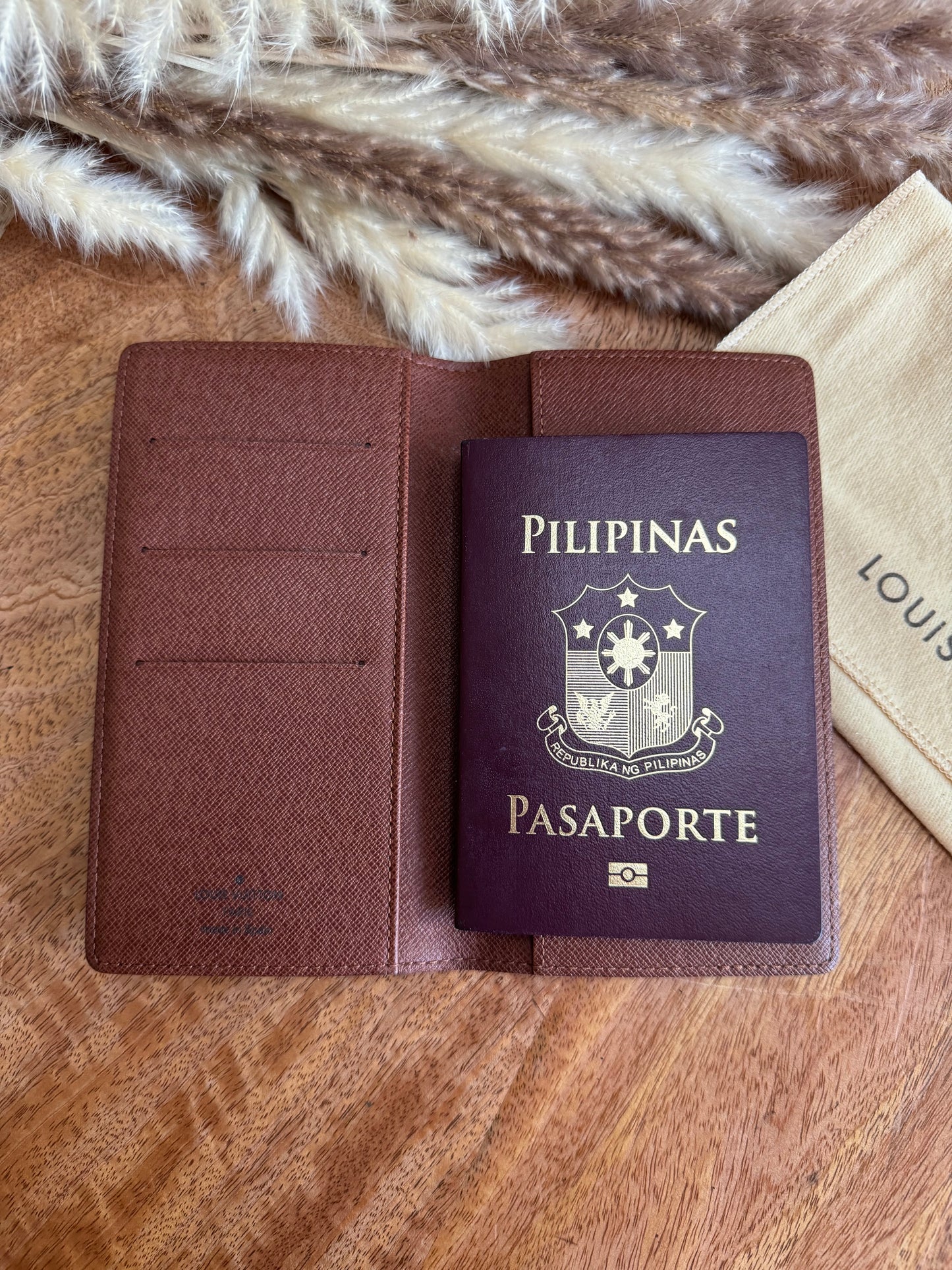 LONG WALLET