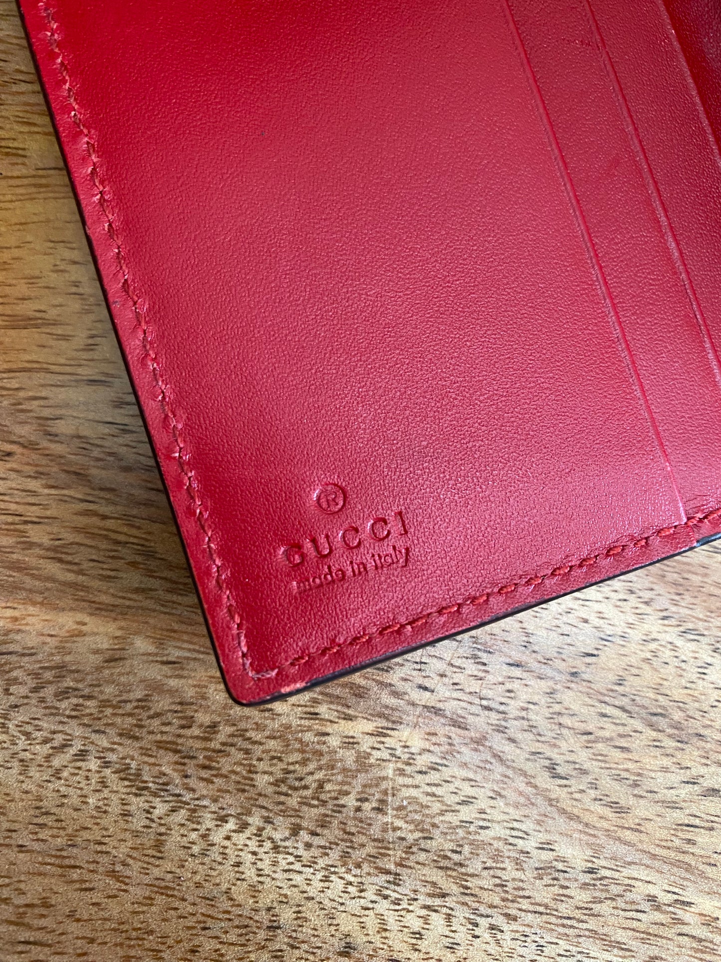 BOW FLAP CARD HOLDER