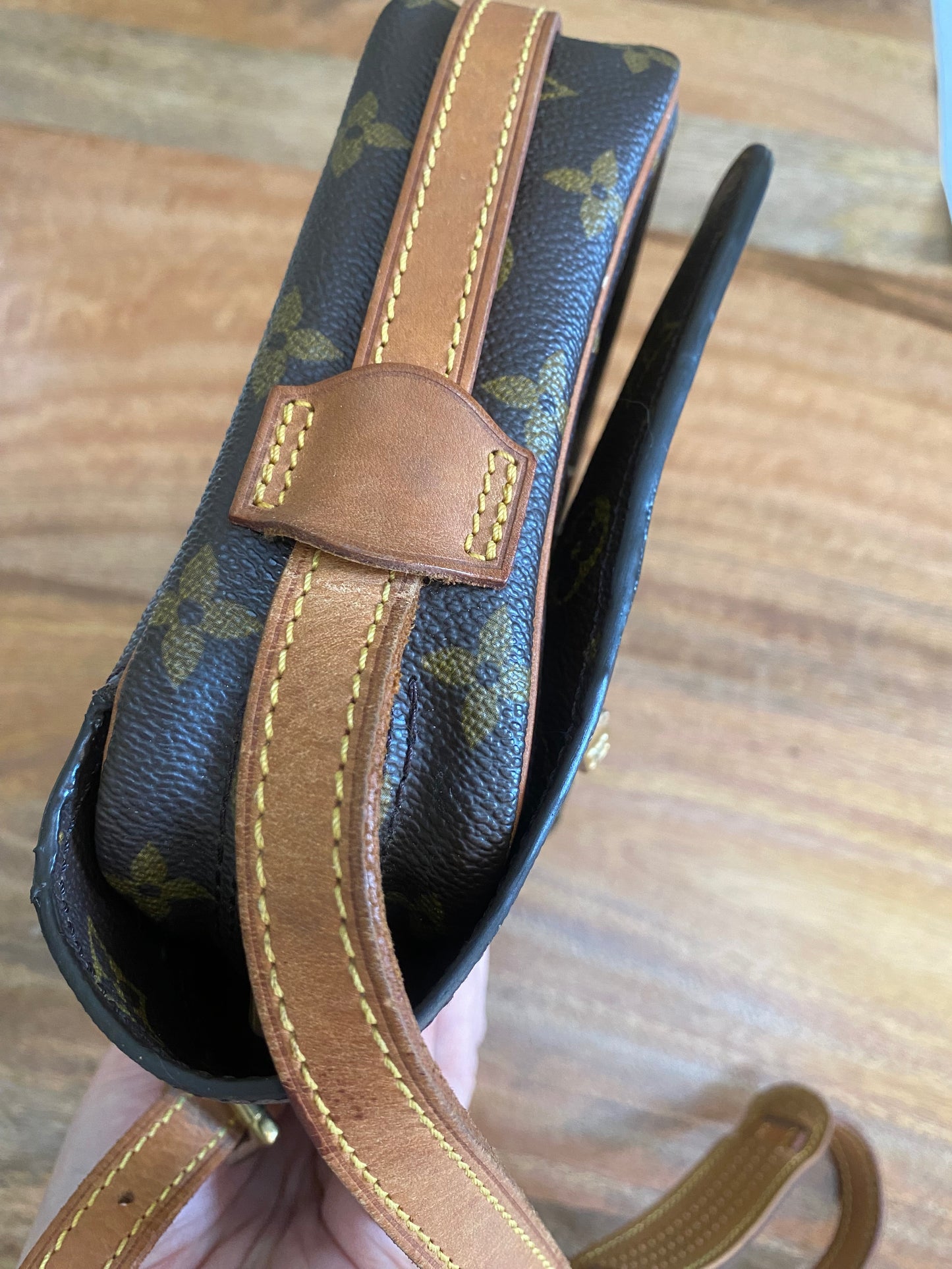 JEAUN FILLE SLING