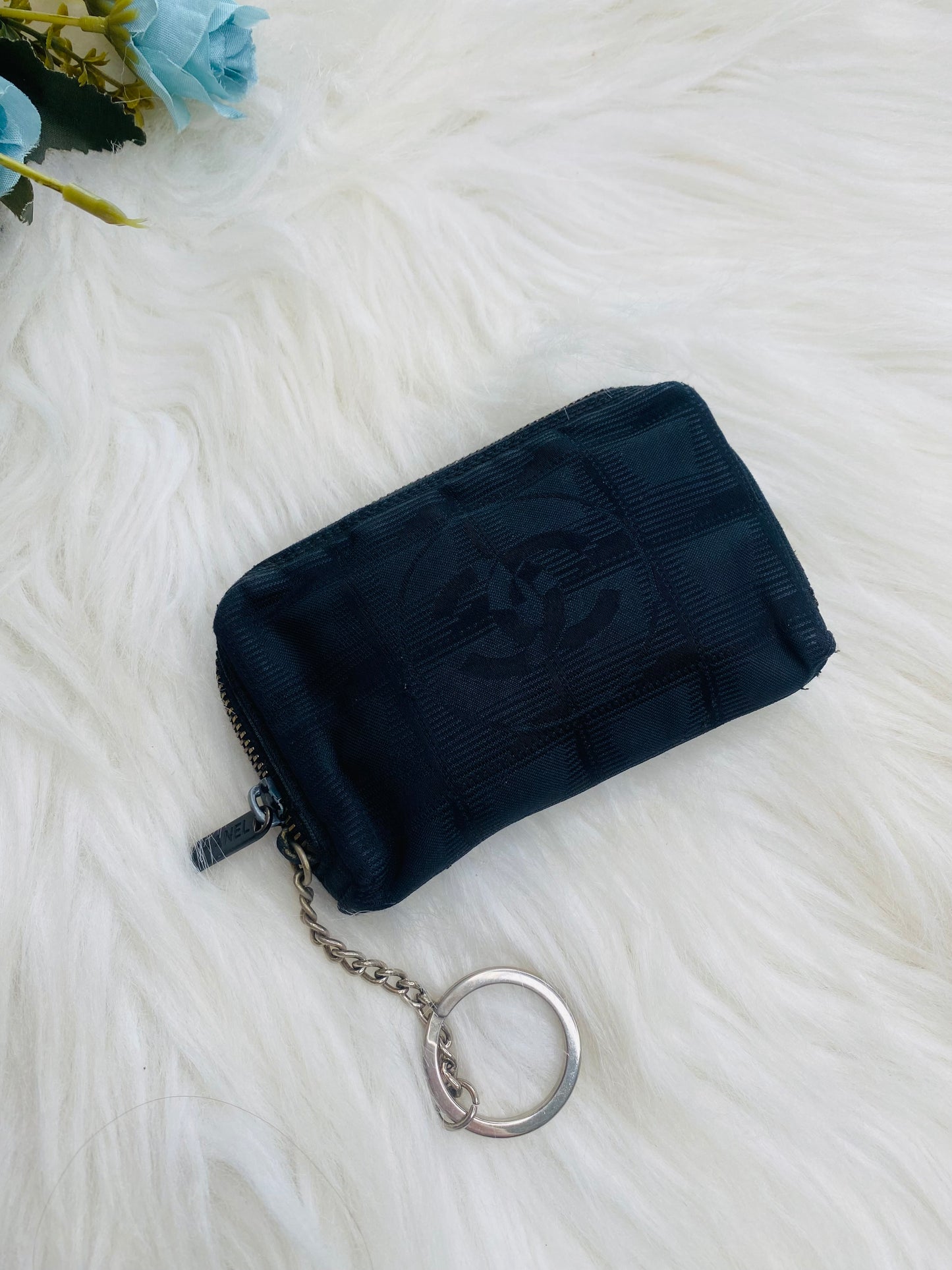 POUCH + CARD HOLDER
