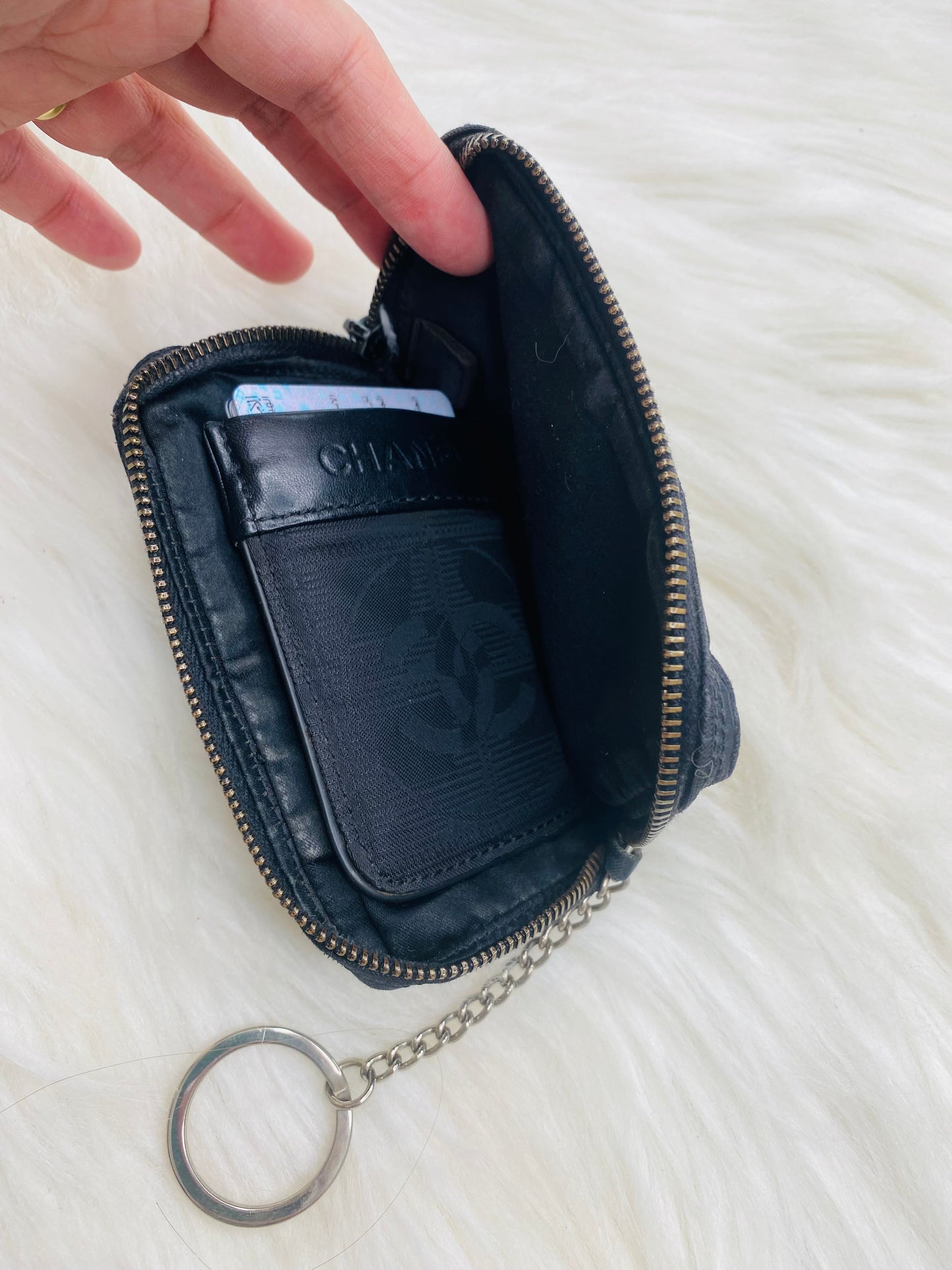 POUCH + CARD HOLDER