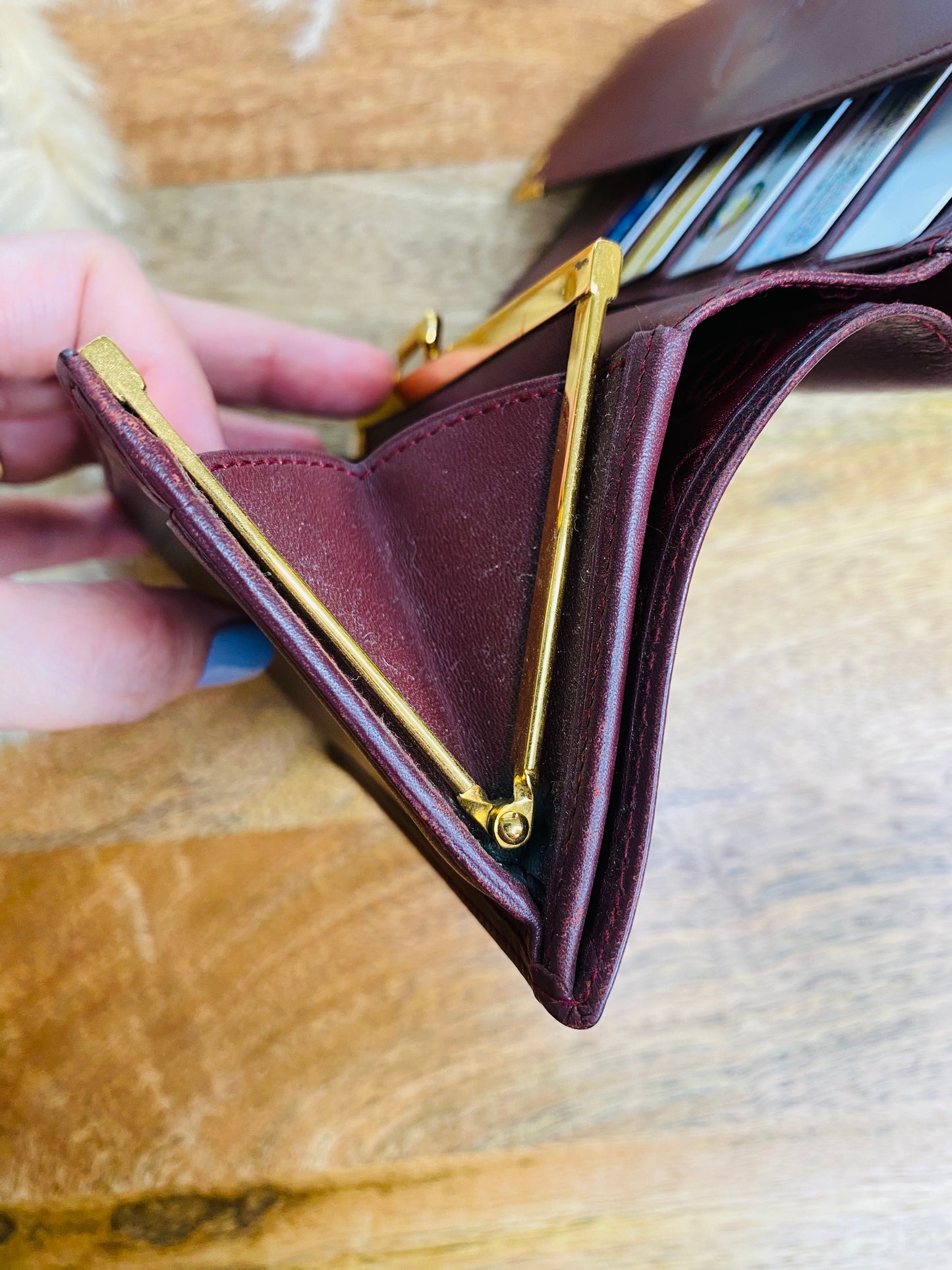 MEDIUM SIZE WALLET