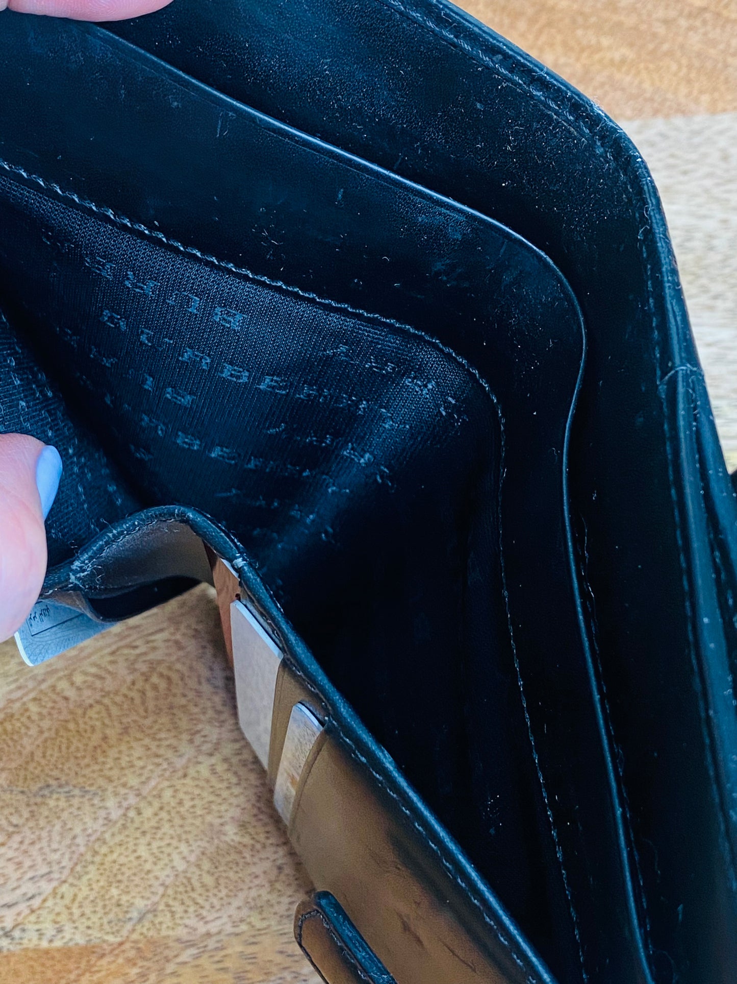 MEDIUM WALLET - (PVC LEATHER)