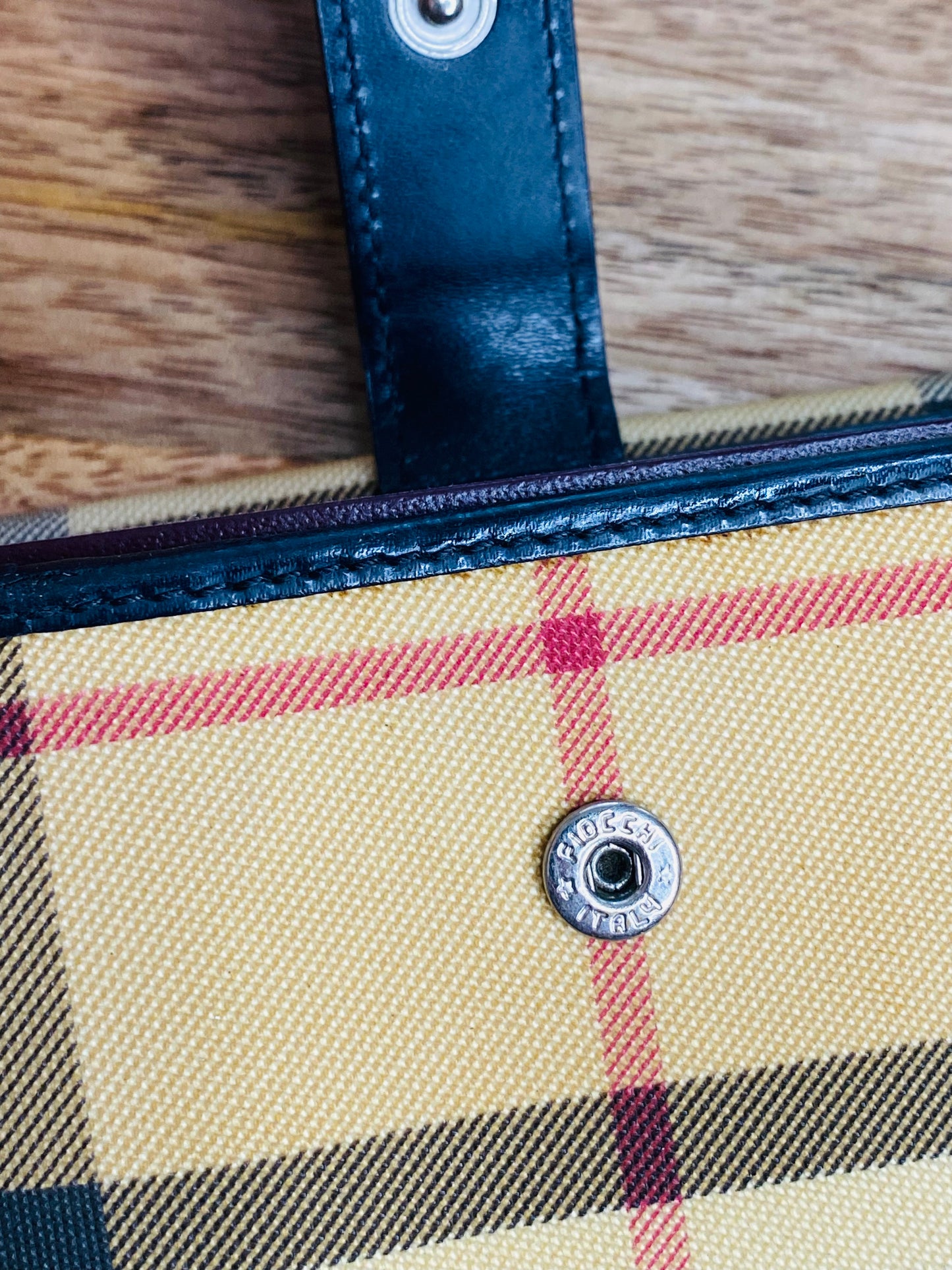 MEDIUM WALLET - (PVC LEATHER)