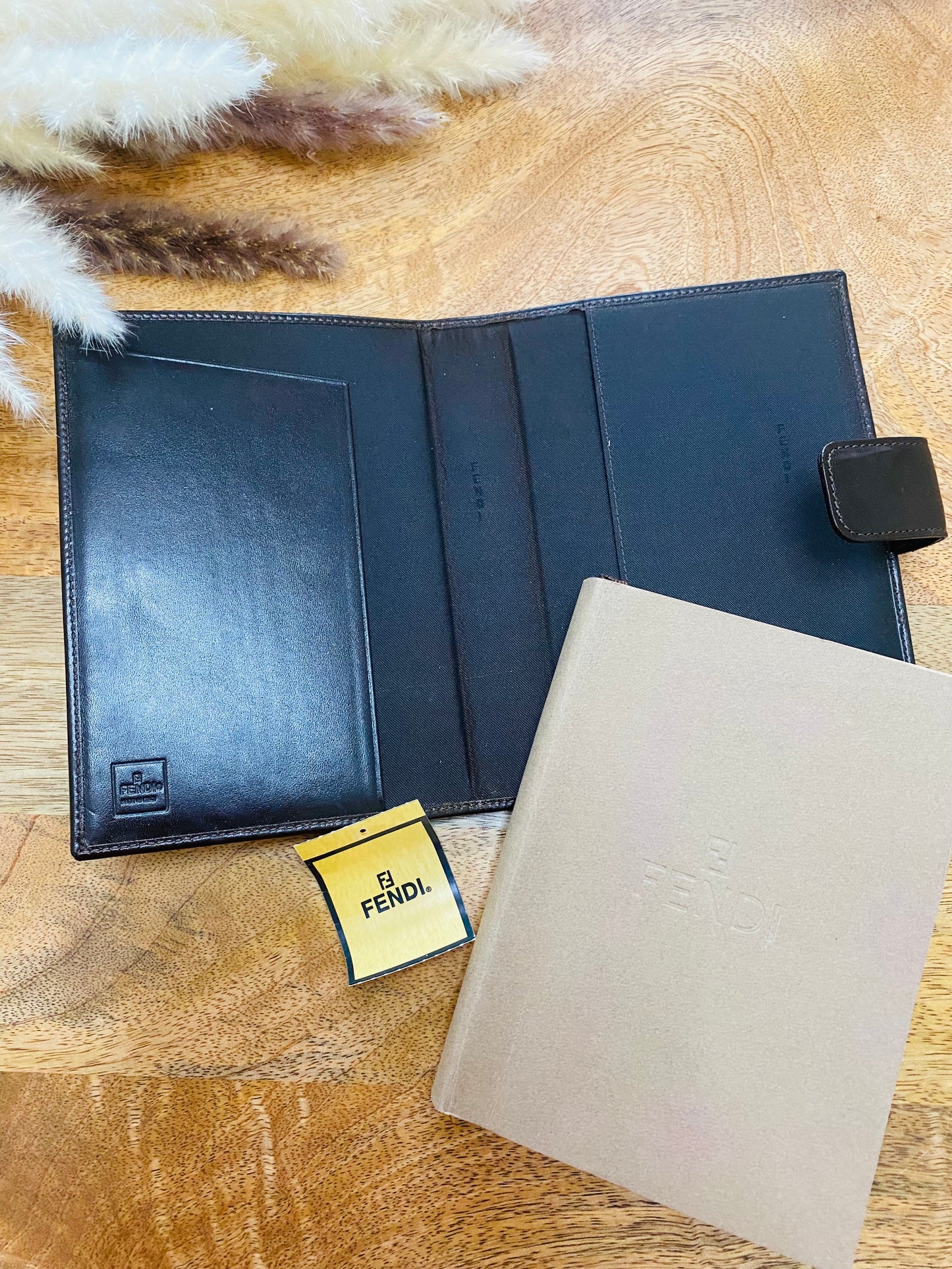 AGENDA MEDIUM (WITH INSERTS)