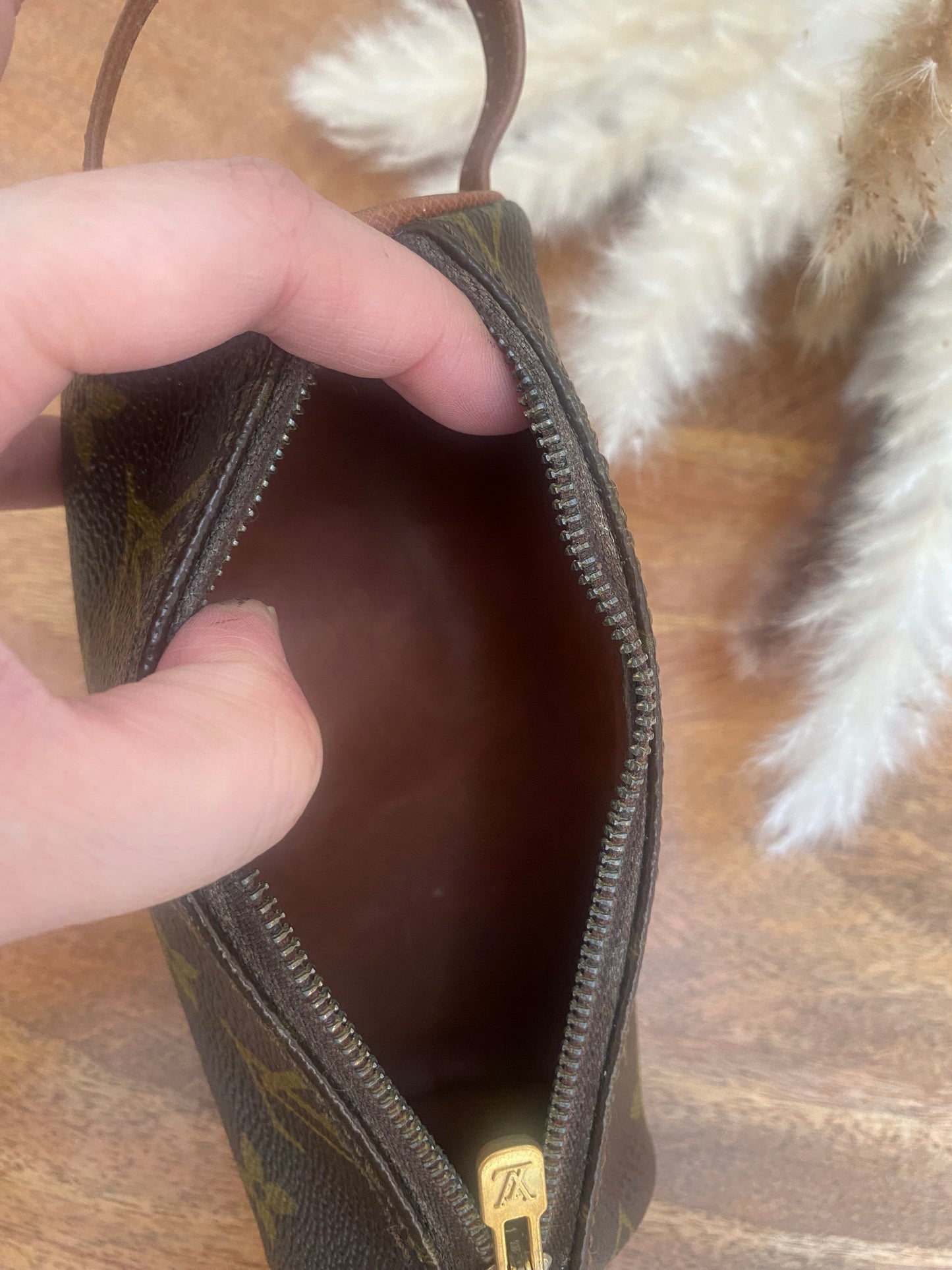POUCH (VINTAGE)