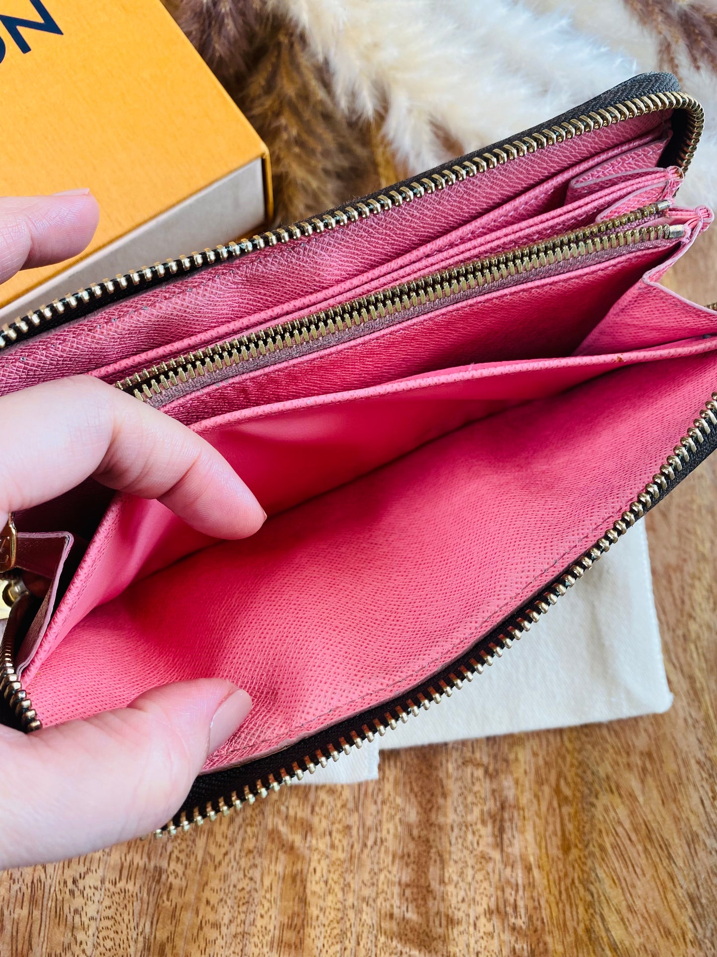 ZIPPY ILLUSTRE WALLET (Limited)