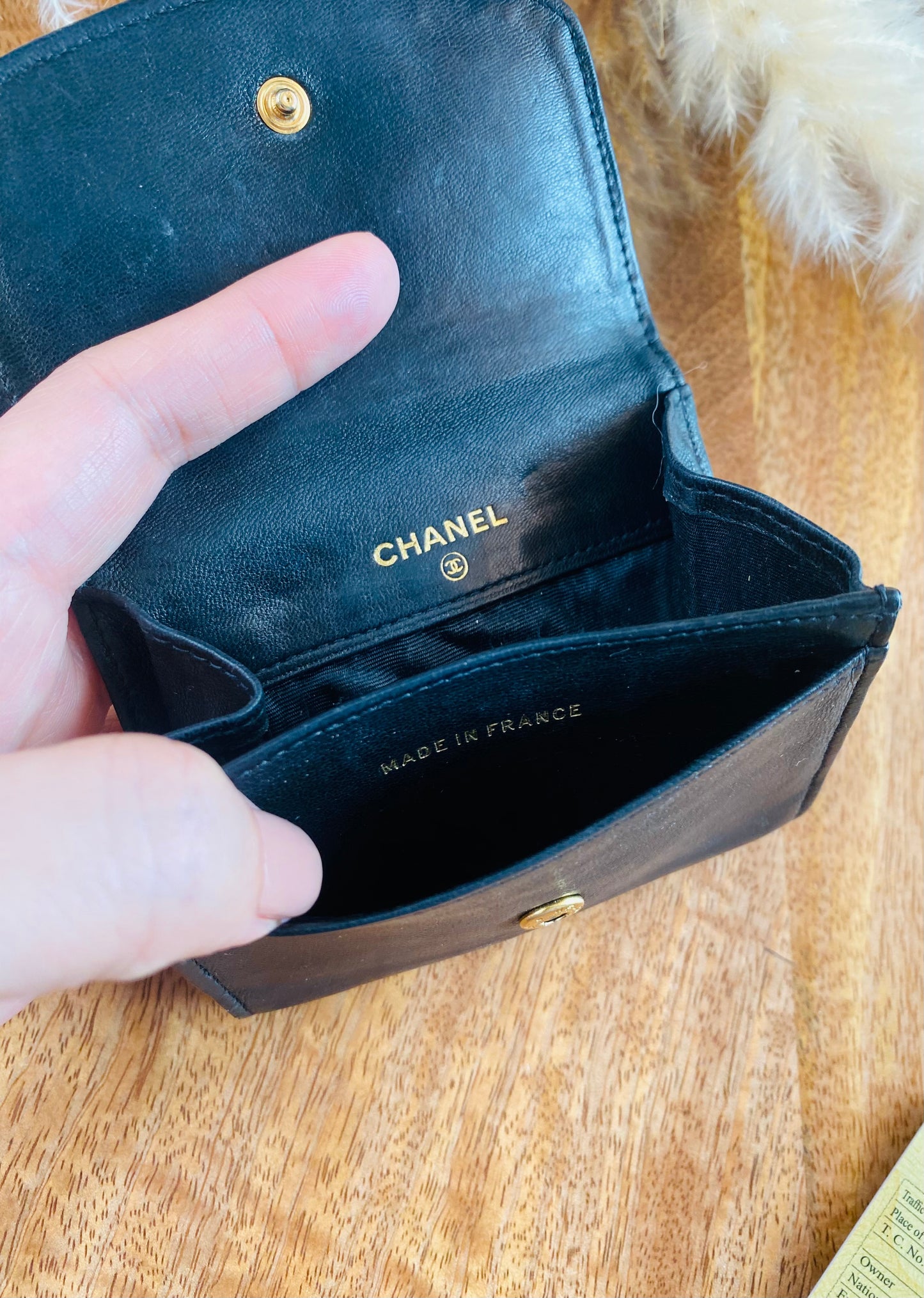 LEATHER CARD HOLDER
