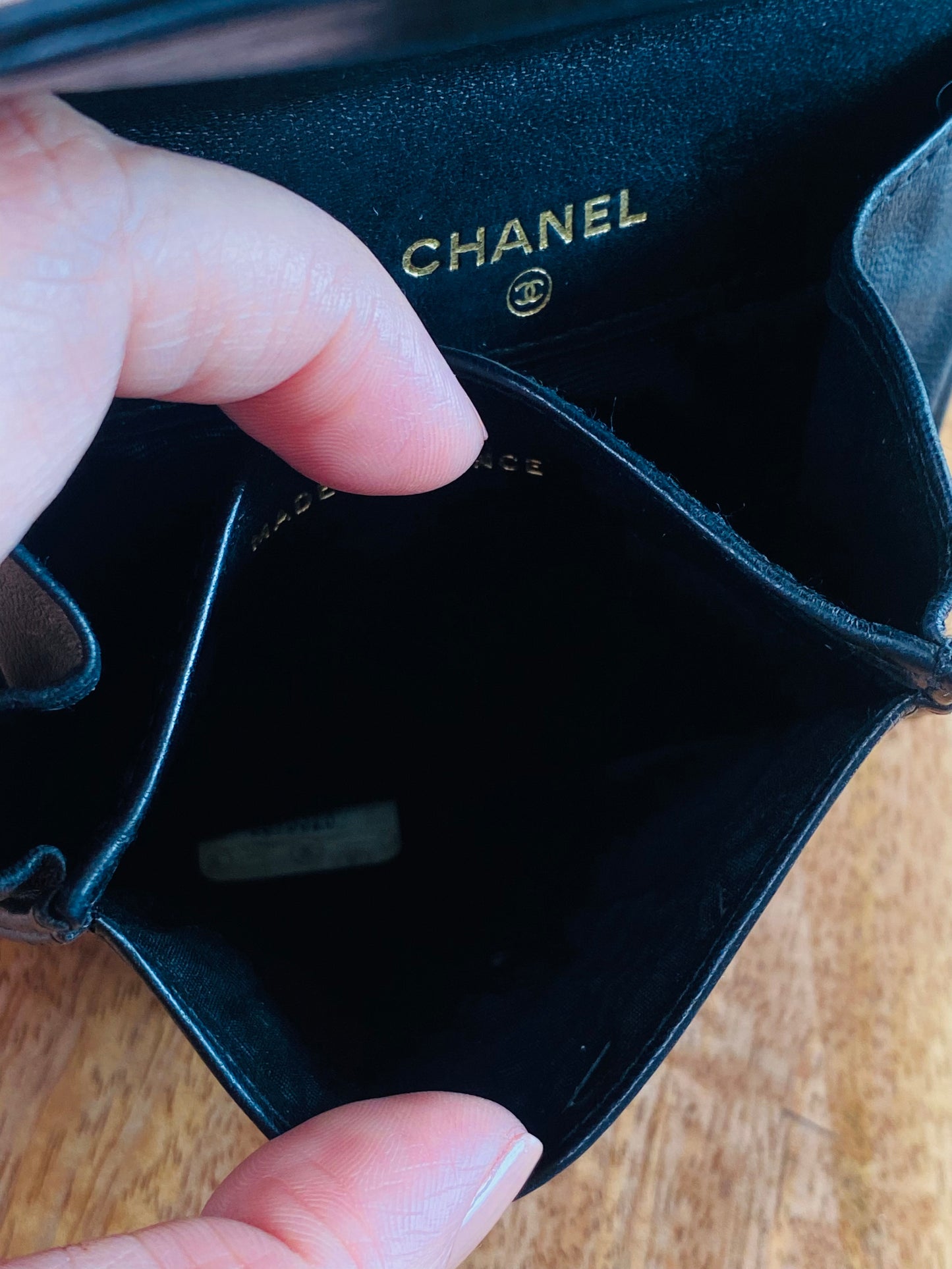 LEATHER CARD HOLDER