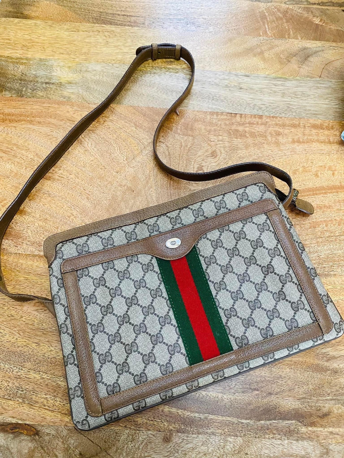 SHOULDER BAG (ADJUSTABLE STRAP)