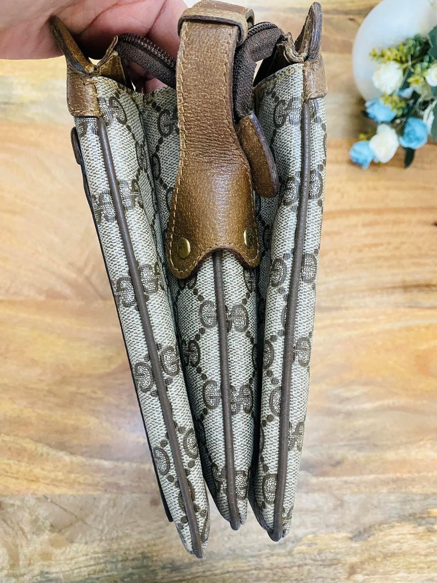 SHOULDER BAG (ADJUSTABLE STRAP)