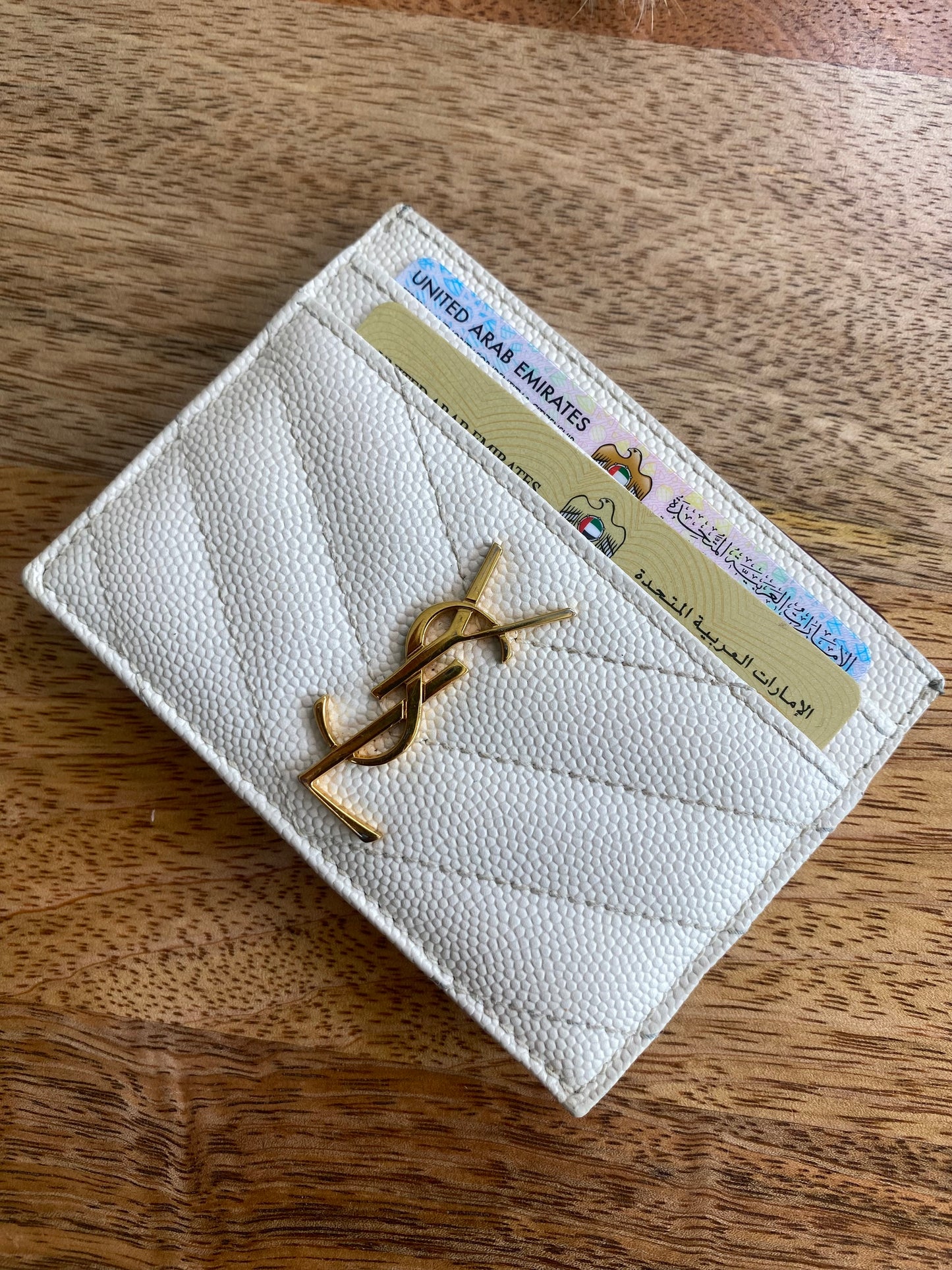 CARD HOLDER WHITE