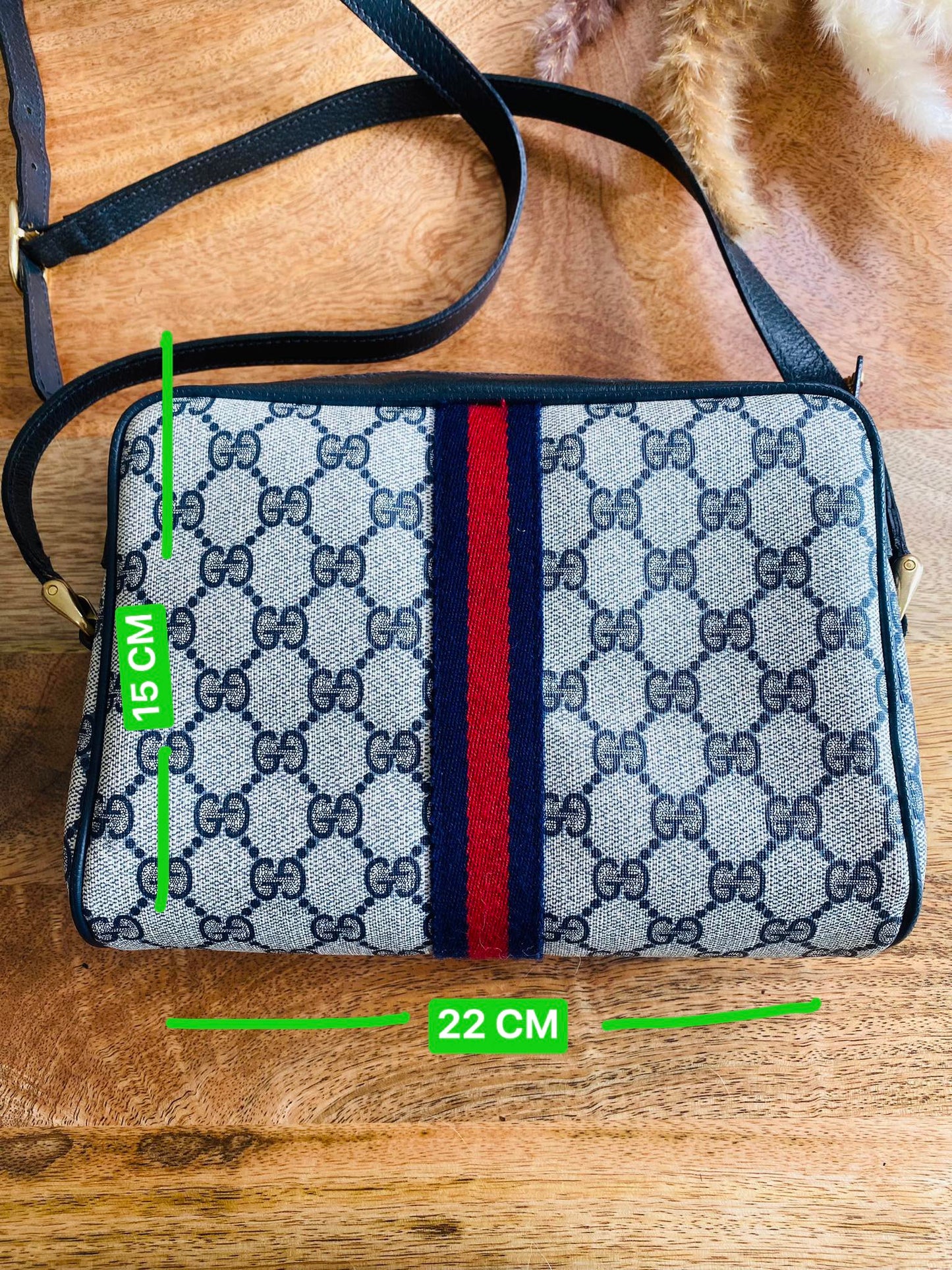 SLING BAG SHERRY LINE