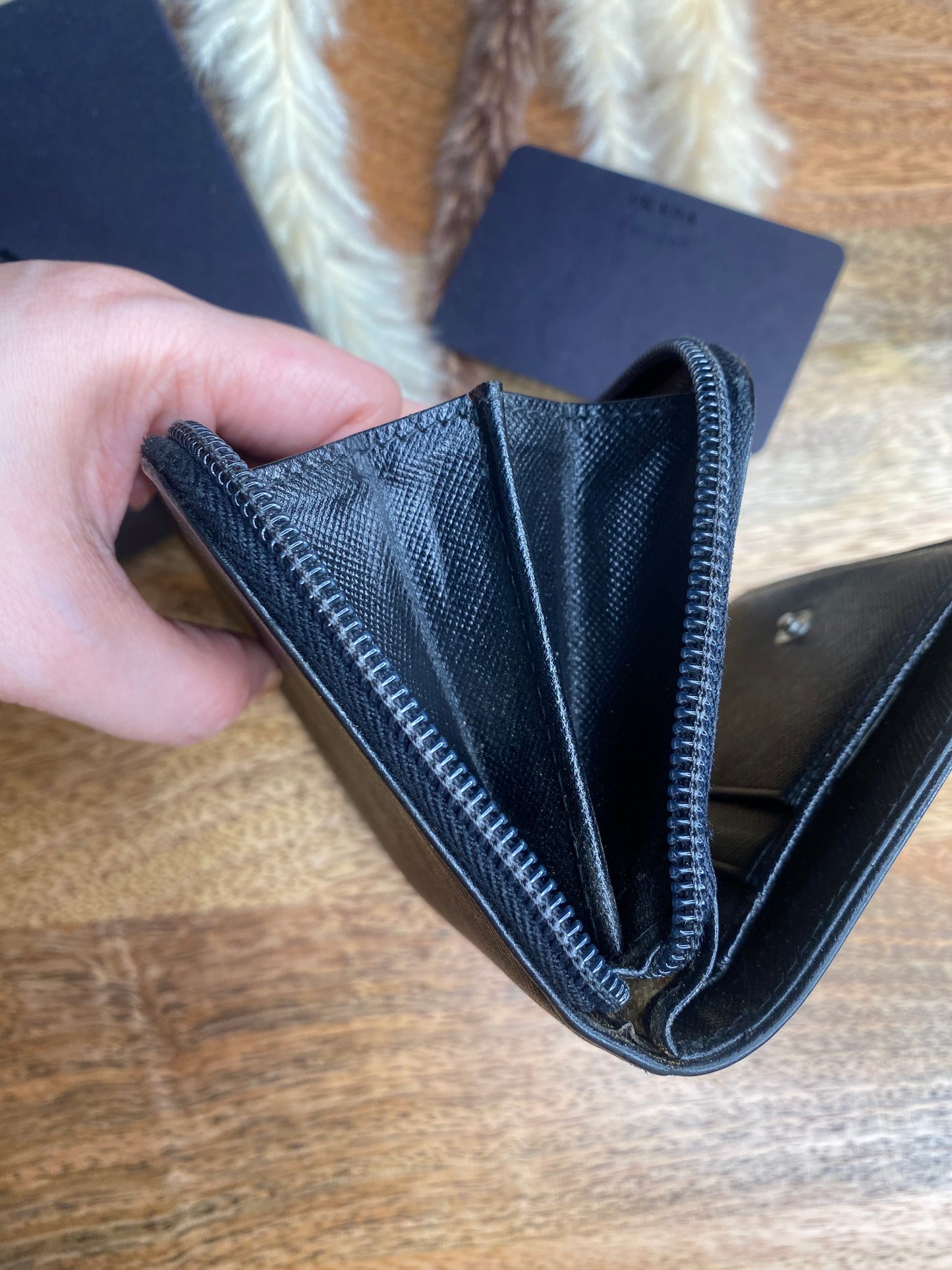COMPACT WALLET ZIPPY