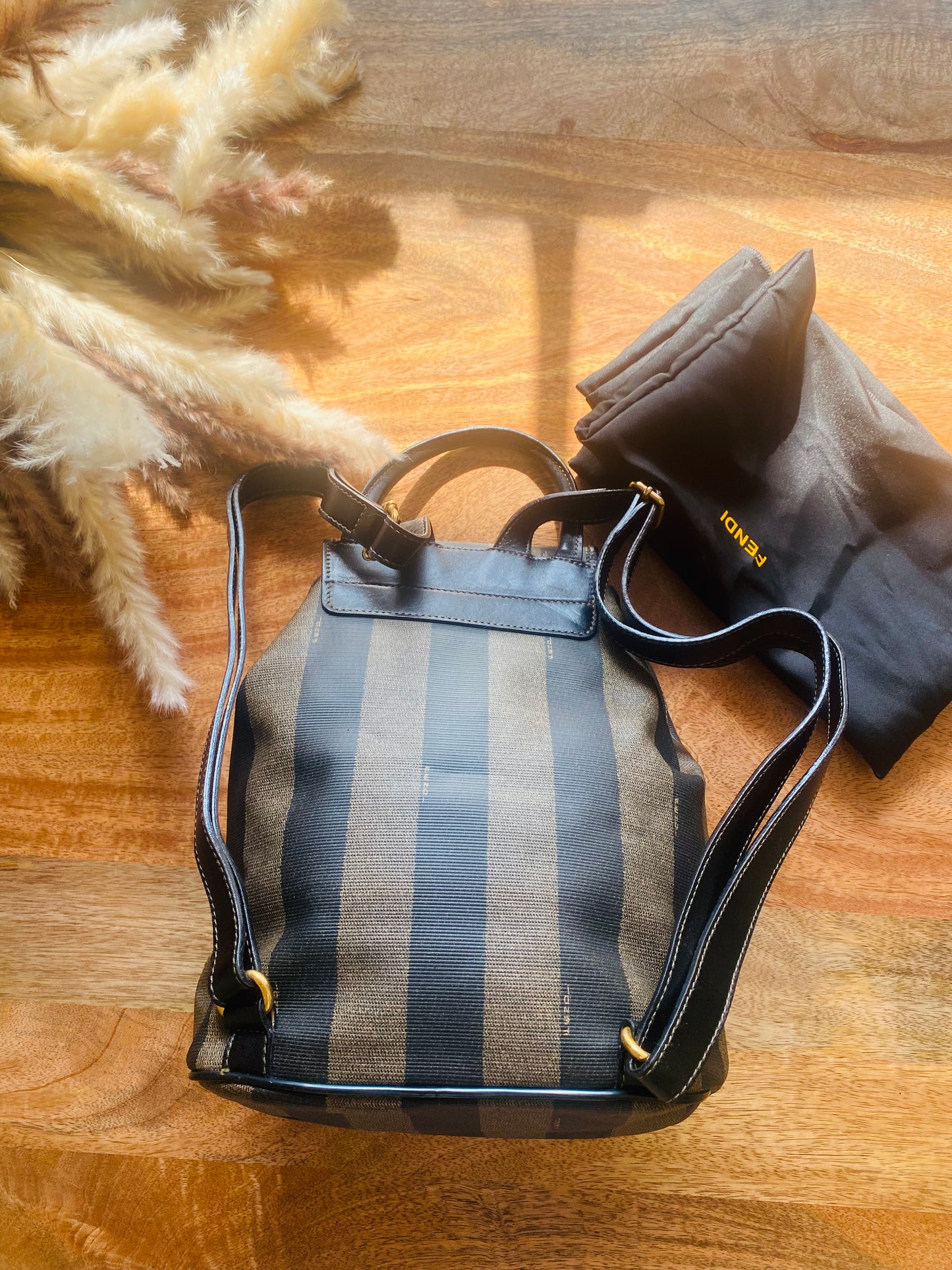 BACK PACK MEDIUM IN PVC LEATHER