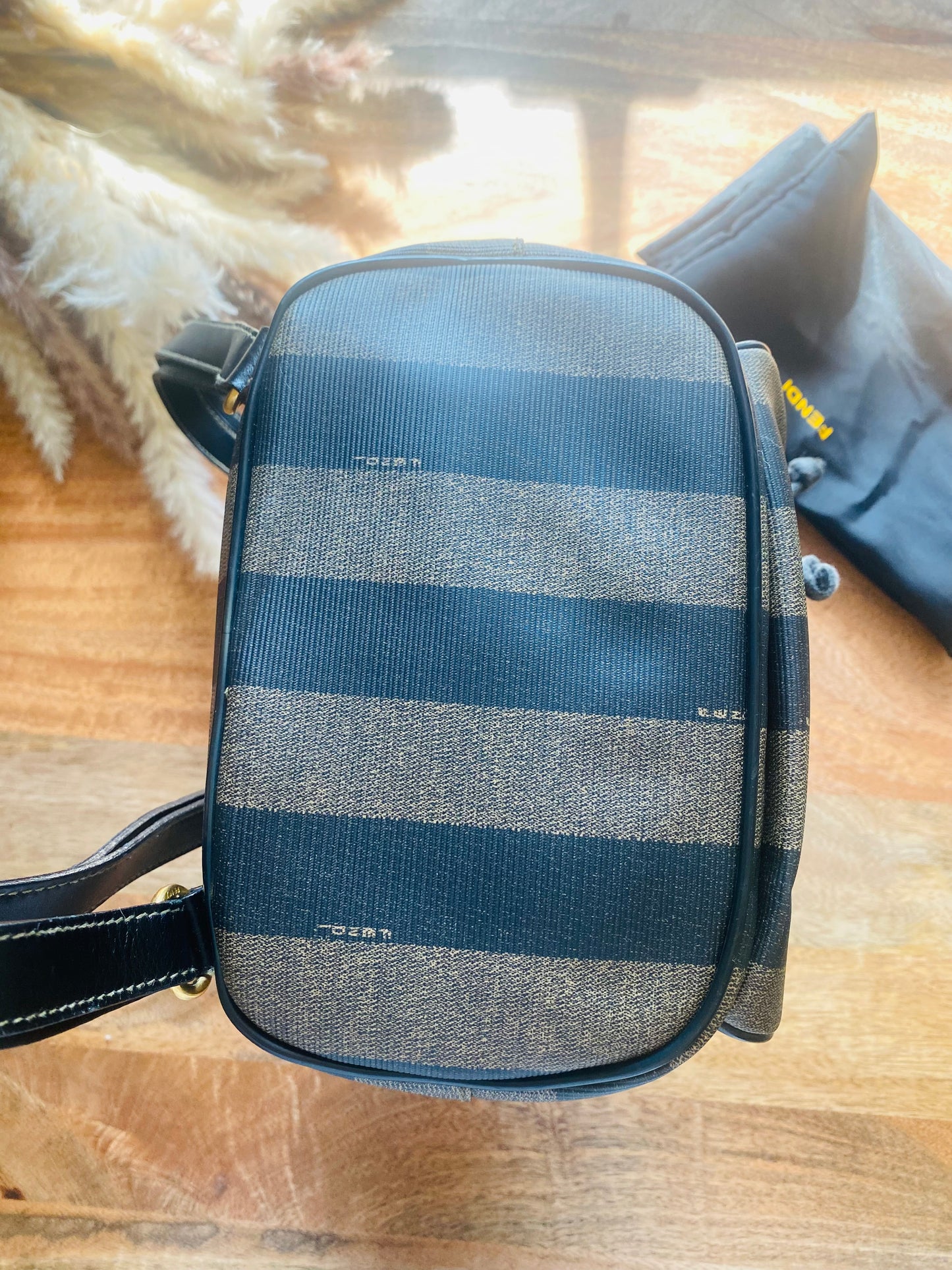 BACK PACK MEDIUM IN PVC LEATHER