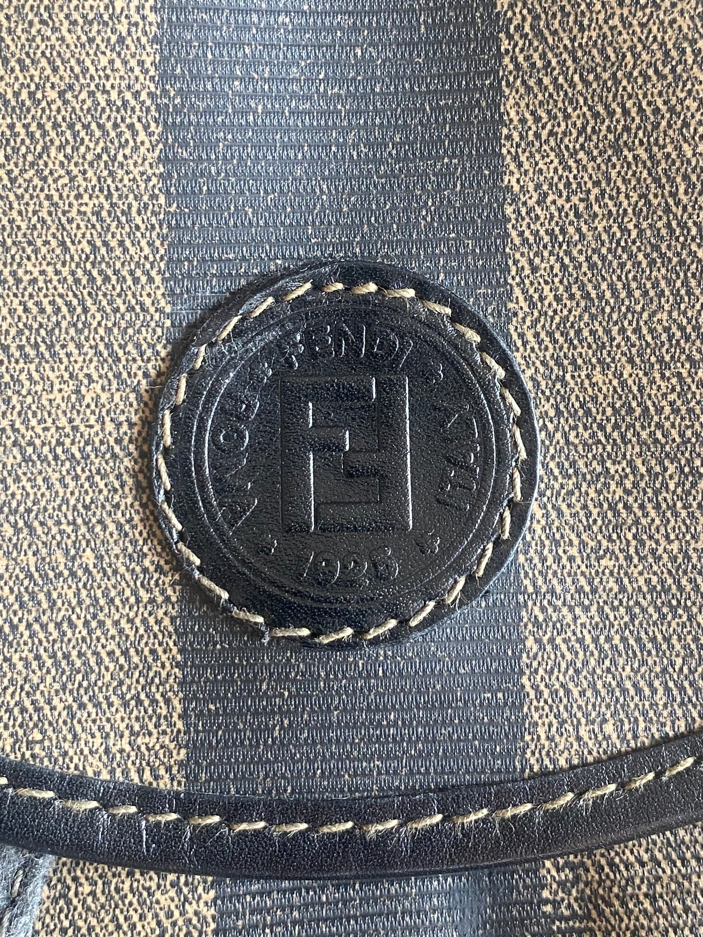 BACK PACK MEDIUM IN PVC LEATHER