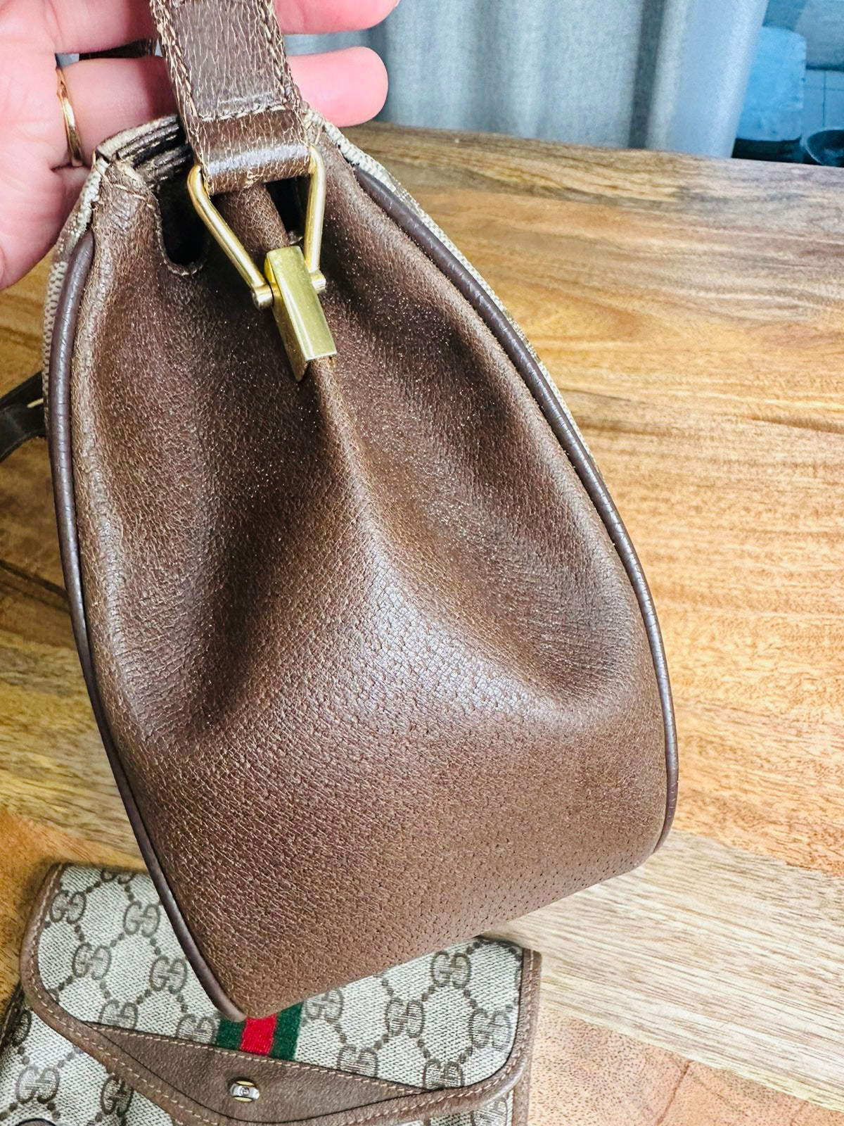 SLING + POUCH