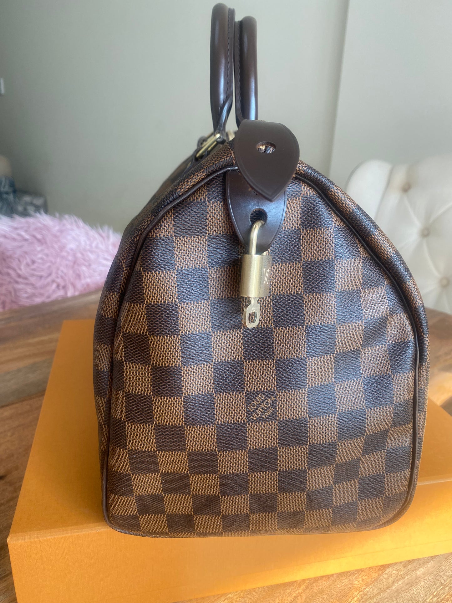 LOUIS VUITTON SPEEDY 35