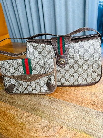 GUCCI SLING + POUCH