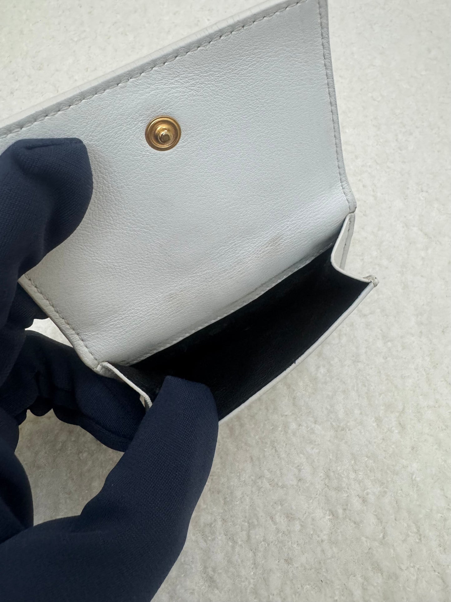 YSL - COMPACT WALLET (Pre-loved)